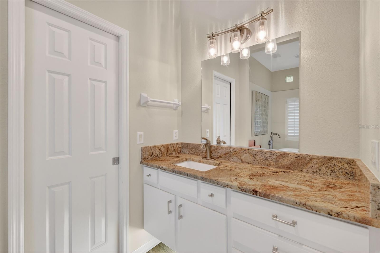1880 EDGEWATER DR, MOUNT DORA, FL — photo 40