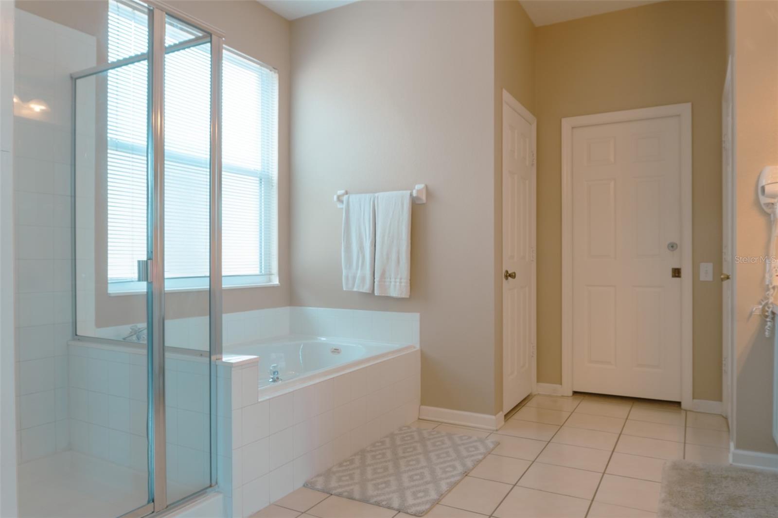 8110 FAN PALM WAY, KISSIMMEE, FL — photo 24