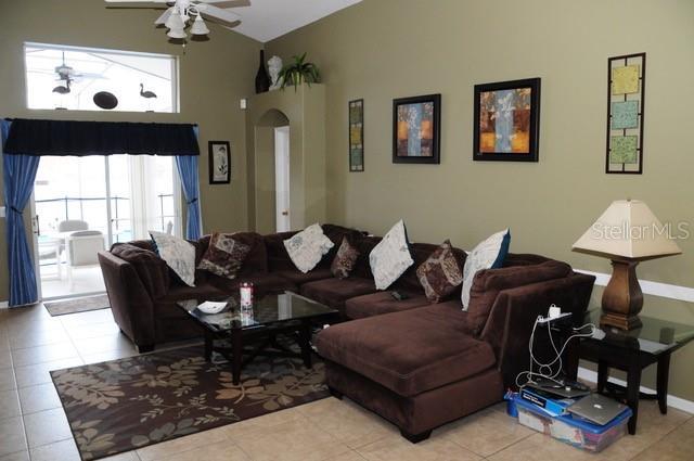 8015 INDIAN CREEK BLVD, KISSIMMEE, FL — photo 4