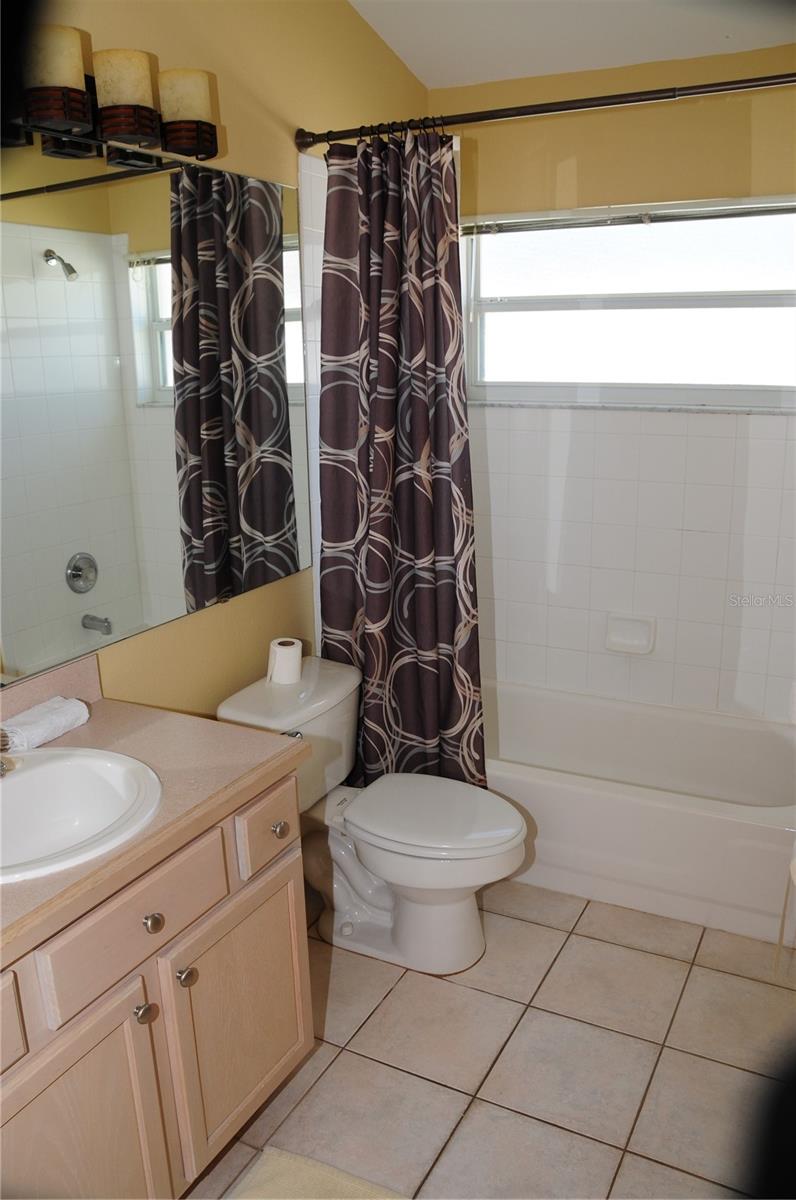 8015 INDIAN CREEK BLVD, KISSIMMEE, FL — photo 37