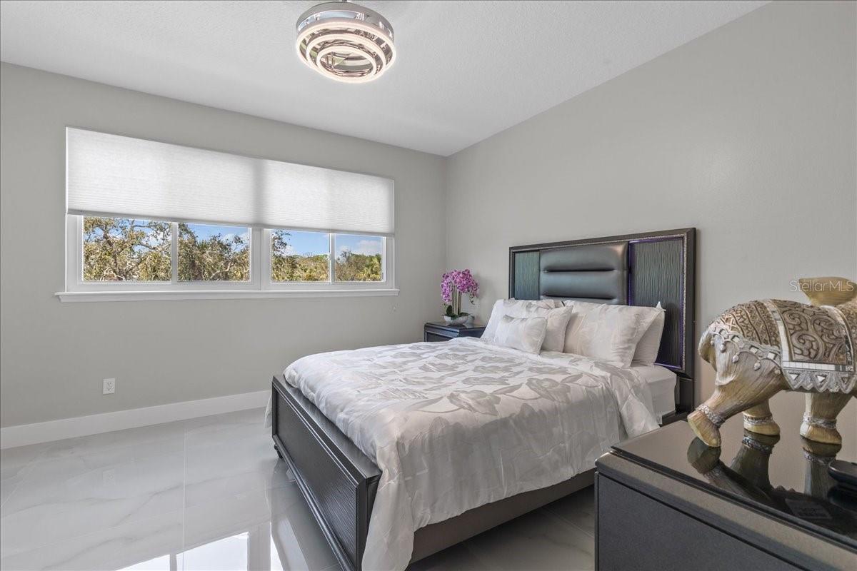 375 WELLINGTON AVE, OLDSMAR, FL — photo 40