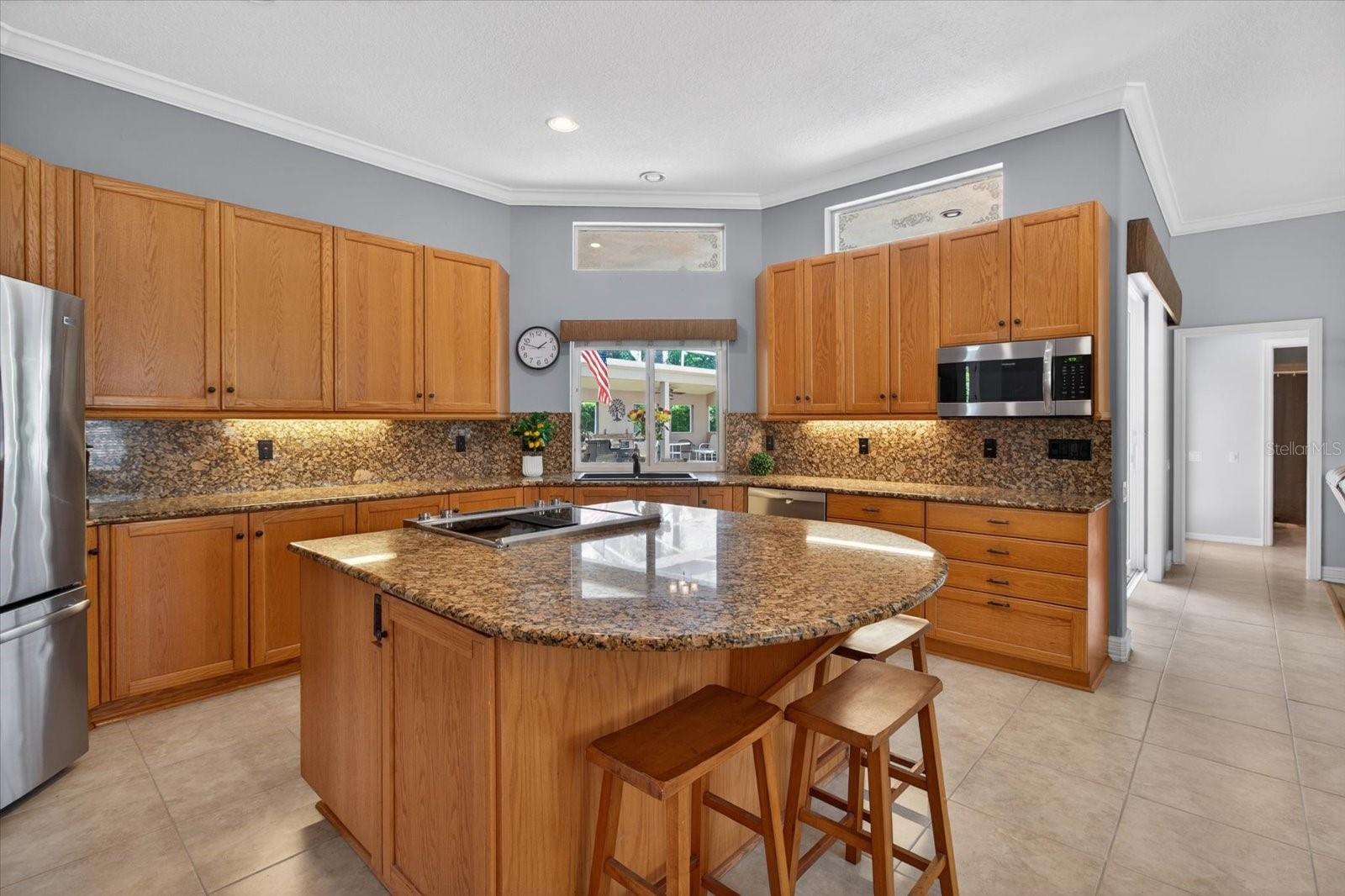 4052 CAPITOL DR, PALM HARBOR, FL — photo 31