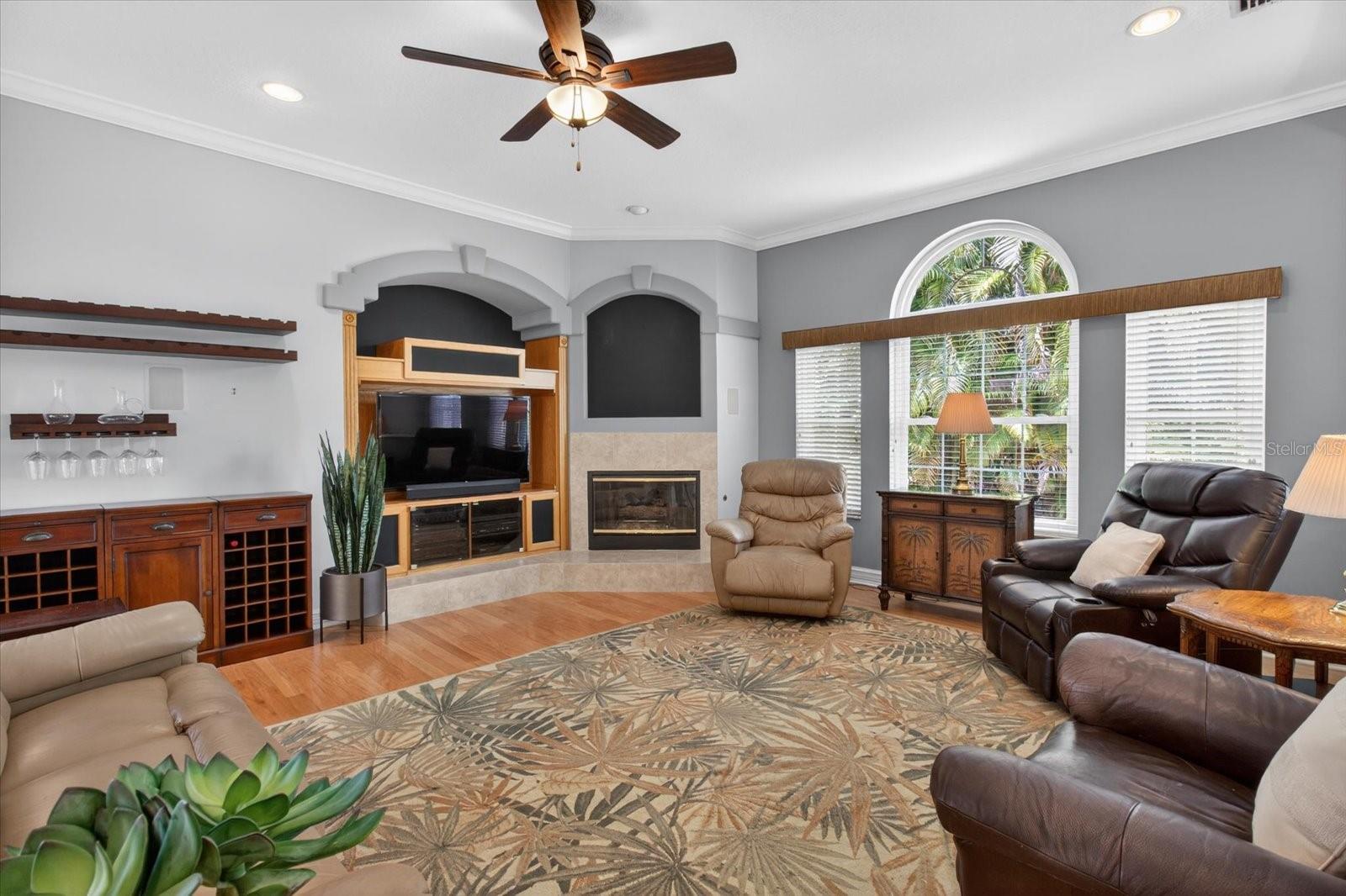 4052 CAPITOL DR, PALM HARBOR, FL — photo 41