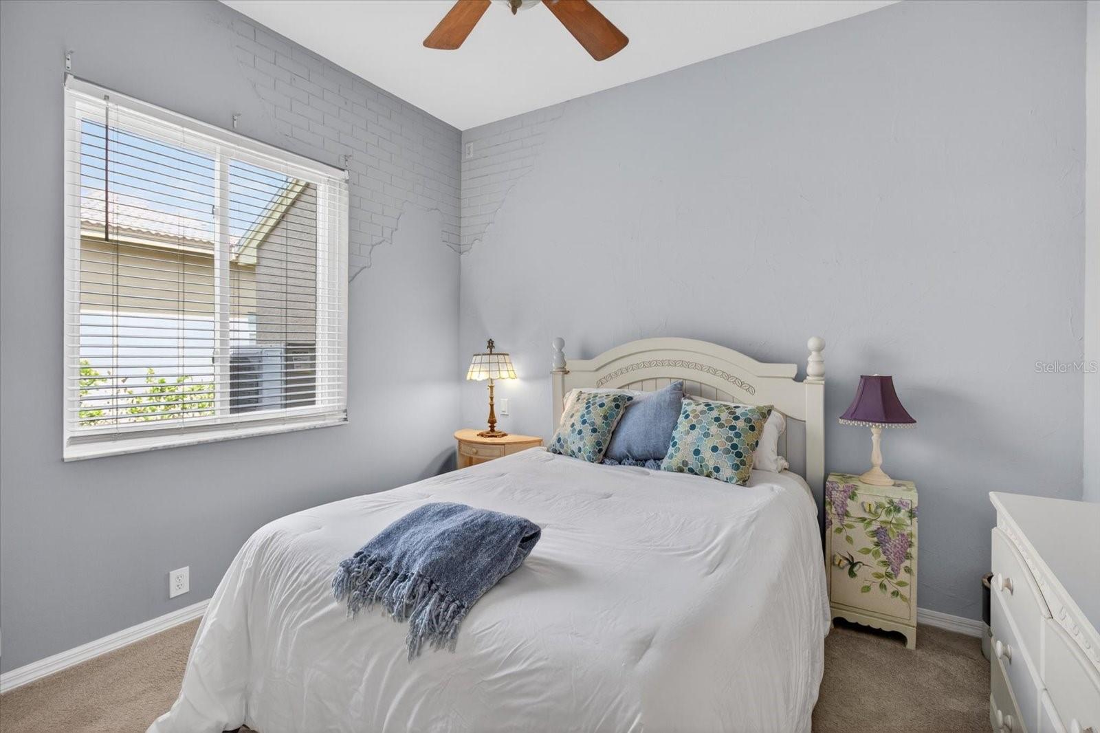4052 CAPITOL DR, PALM HARBOR, FL — photo 44