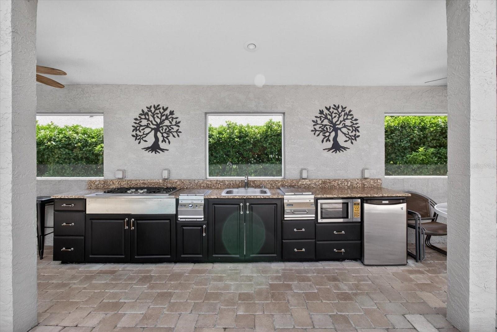 4052 CAPITOL DR, PALM HARBOR, FL — photo 68