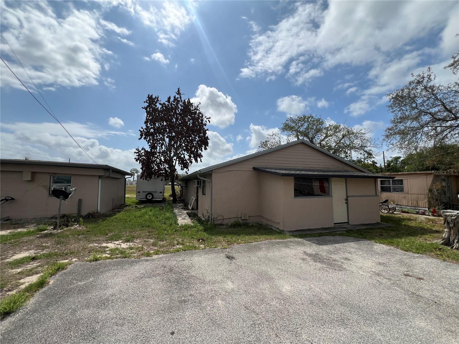 617 E MYERS BLVD, MASCOTTE, FL — photo 5
