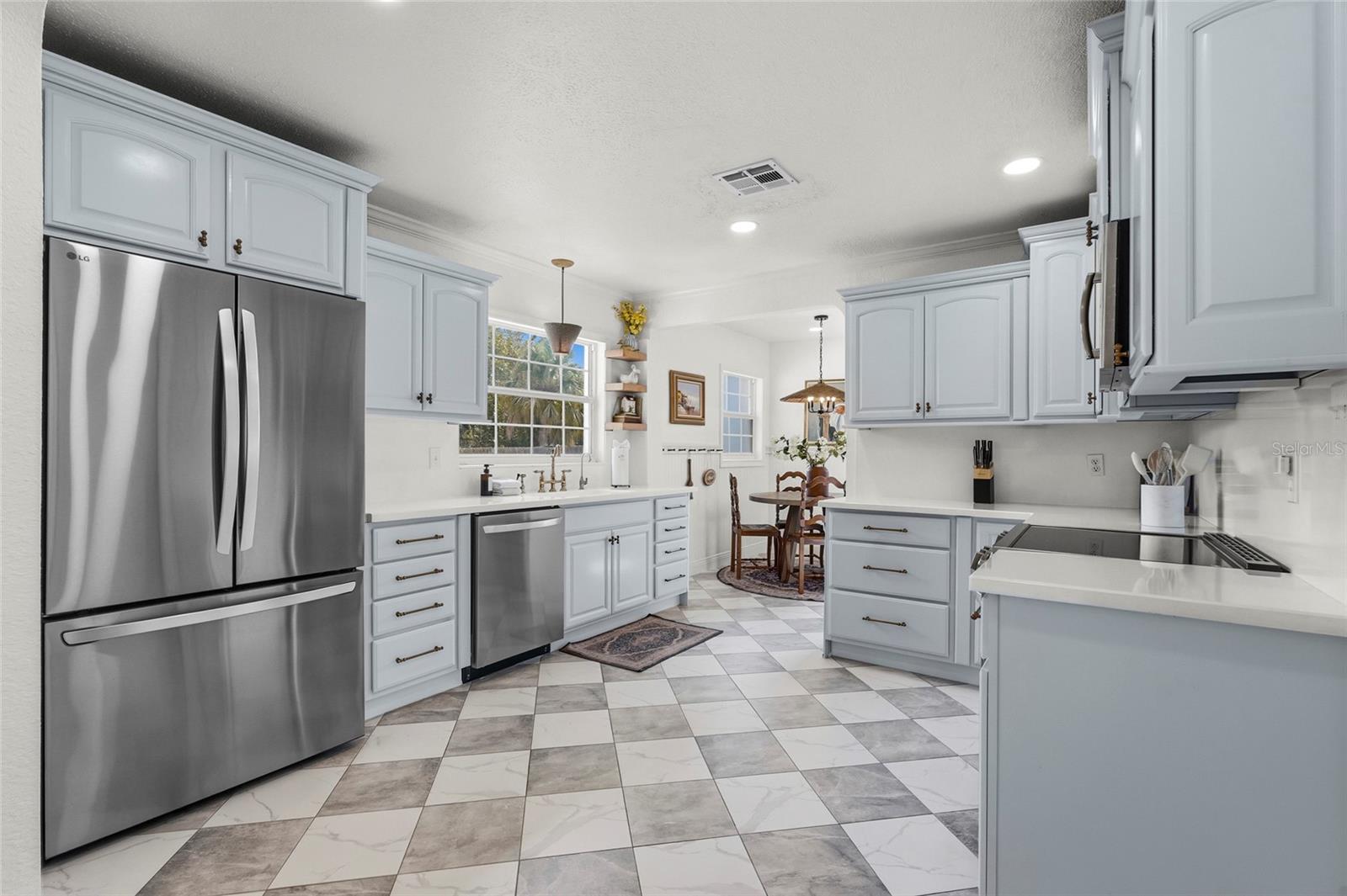 7746 WESTMORELAND DR, SARASOTA, FL — photo 7