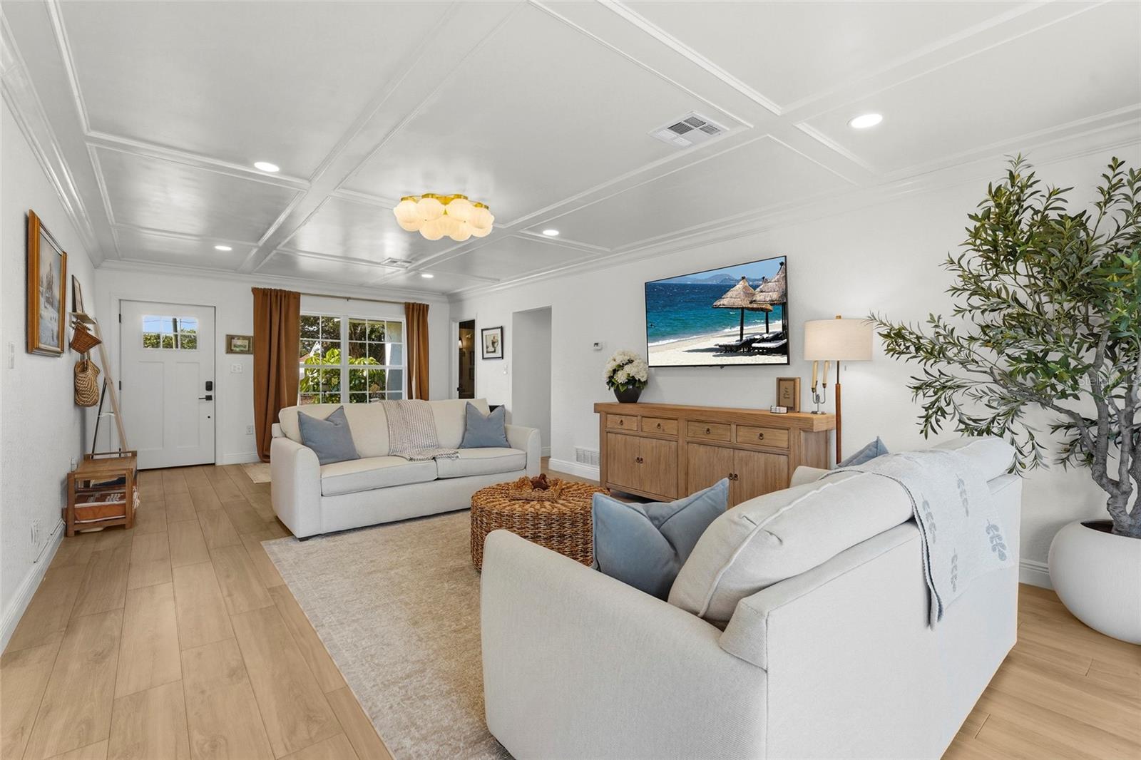 7746 WESTMORELAND DR, SARASOTA, FL — photo 9
