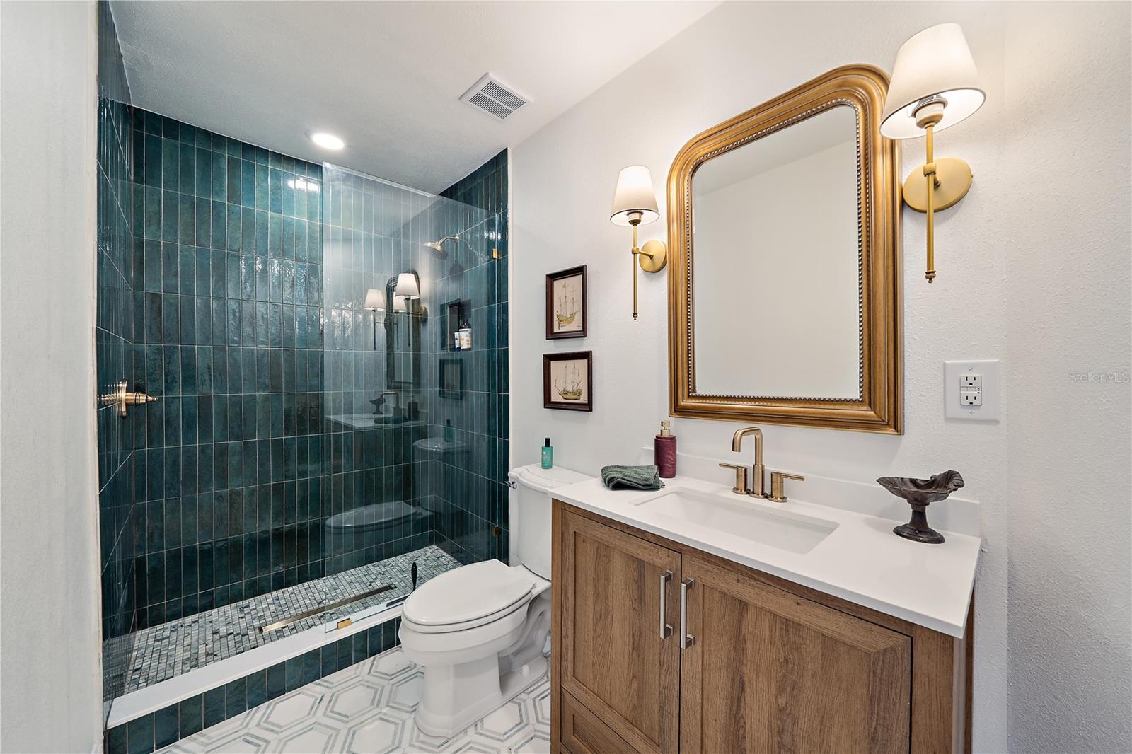 7746 WESTMORELAND DR, SARASOTA, FL — photo 23