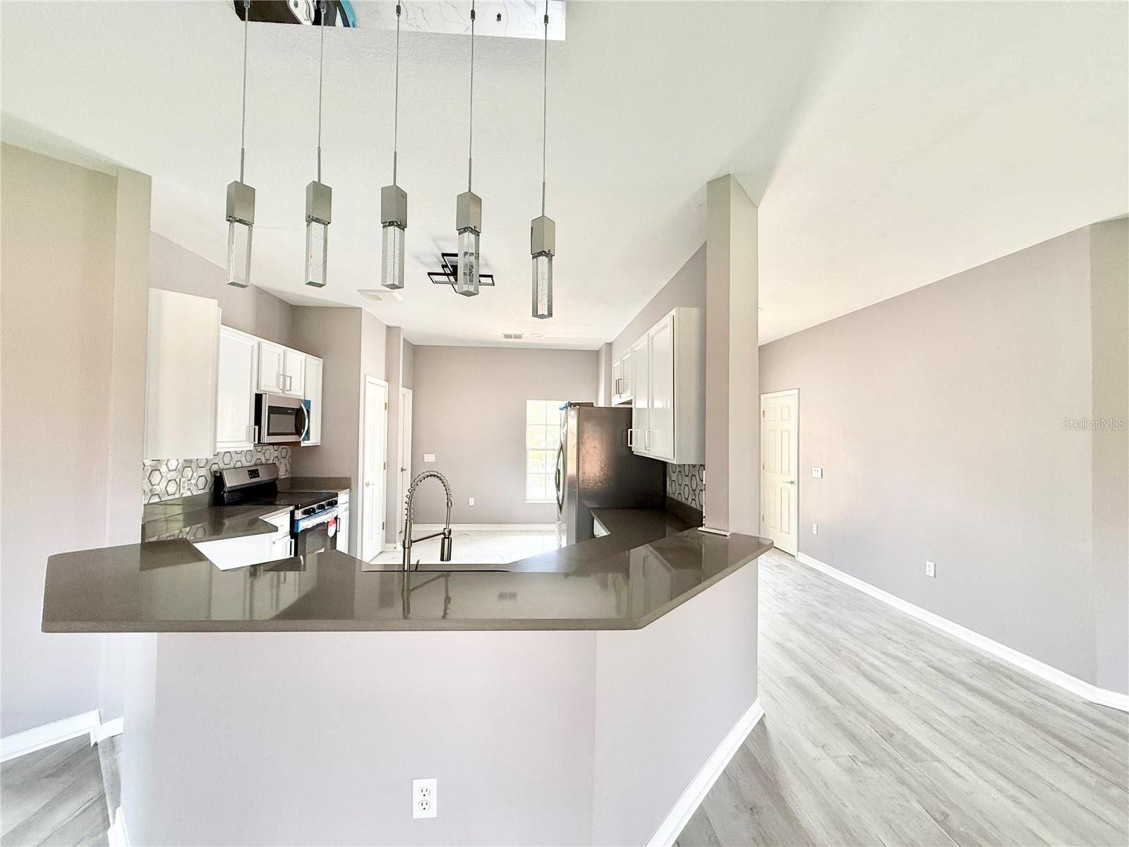 130 PRIMA DR, KISSIMMEE, FL — photo 10