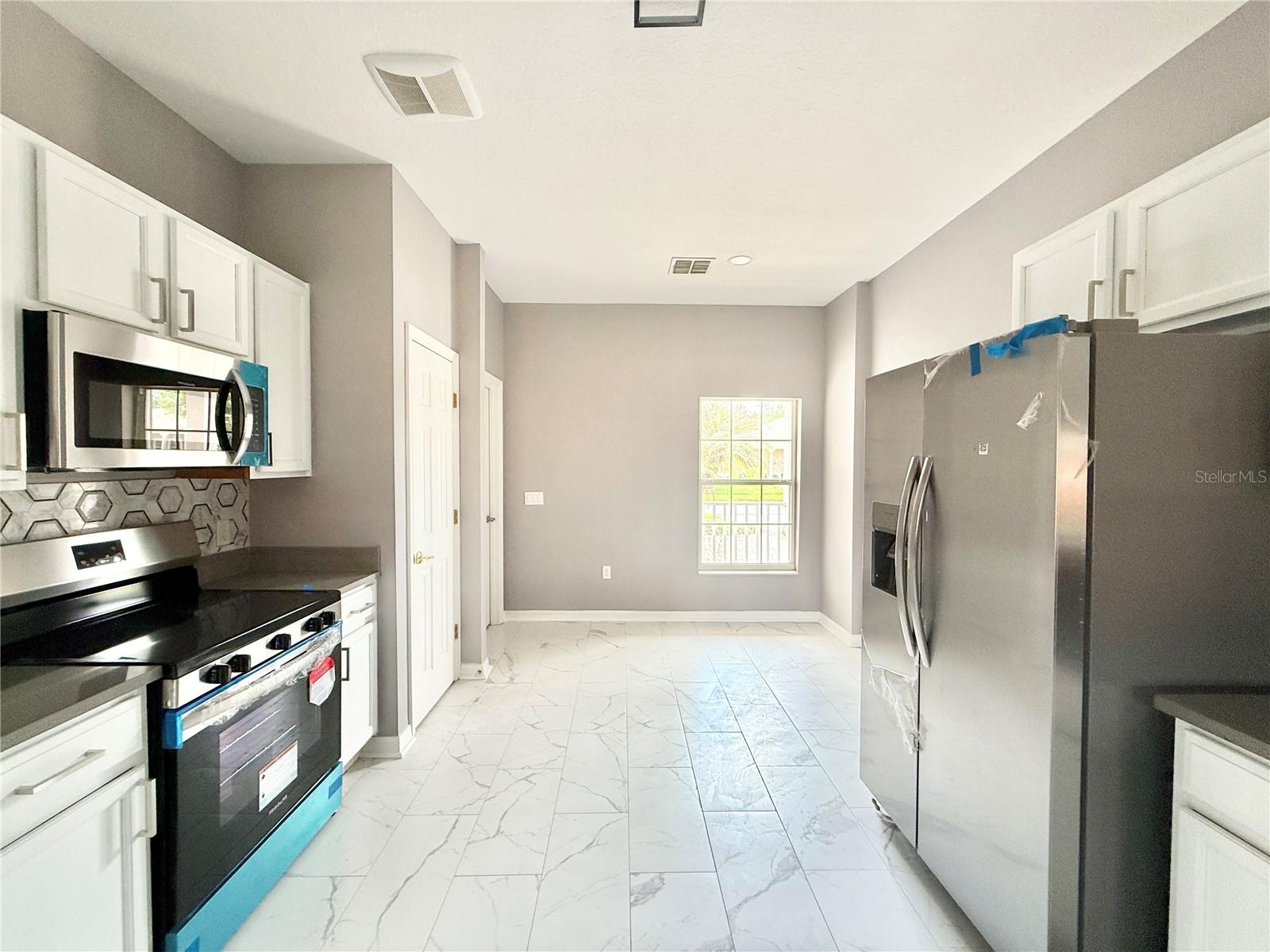 130 PRIMA DR, KISSIMMEE, FL — photo 12