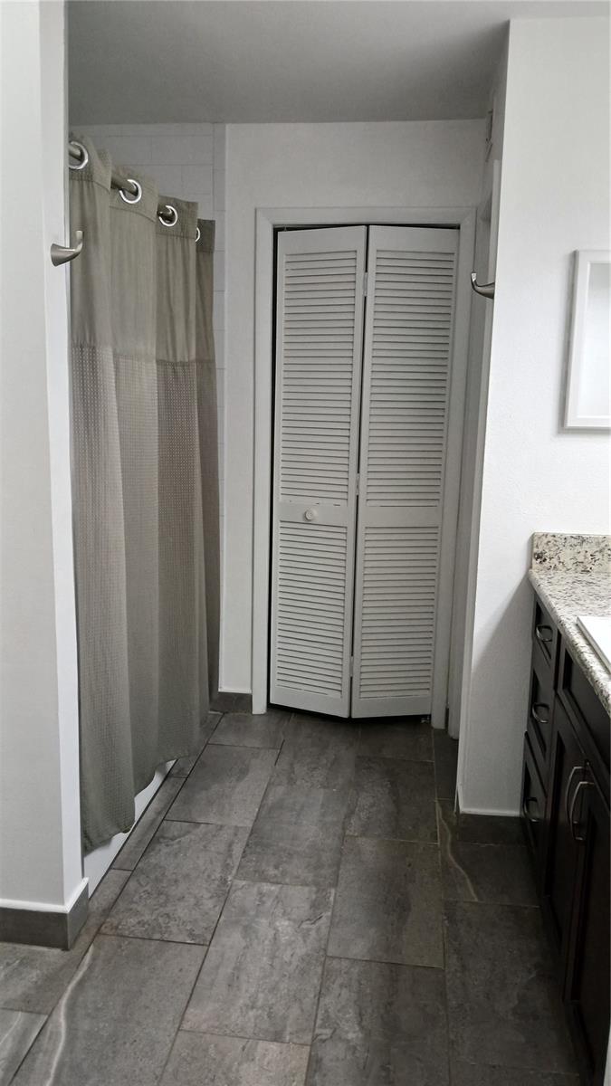 1963 GEORGIA CIR N, CLEARWATER, FL — photo 13