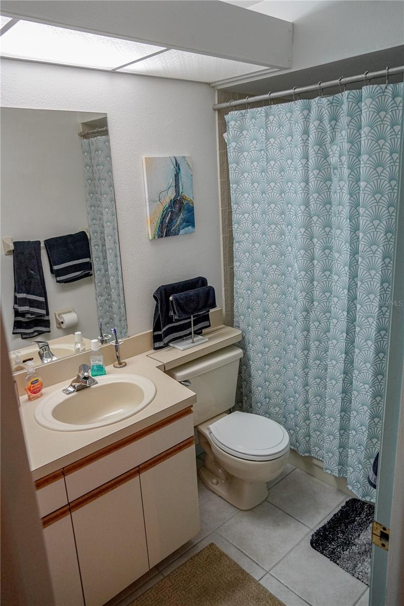 1963 GEORGIA CIR N, CLEARWATER, FL — photo 19