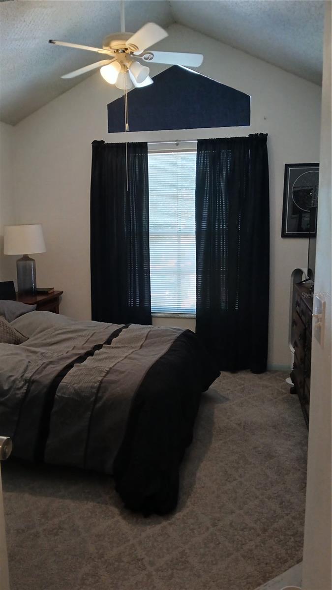 1963 GEORGIA CIR N, CLEARWATER, FL — photo 21