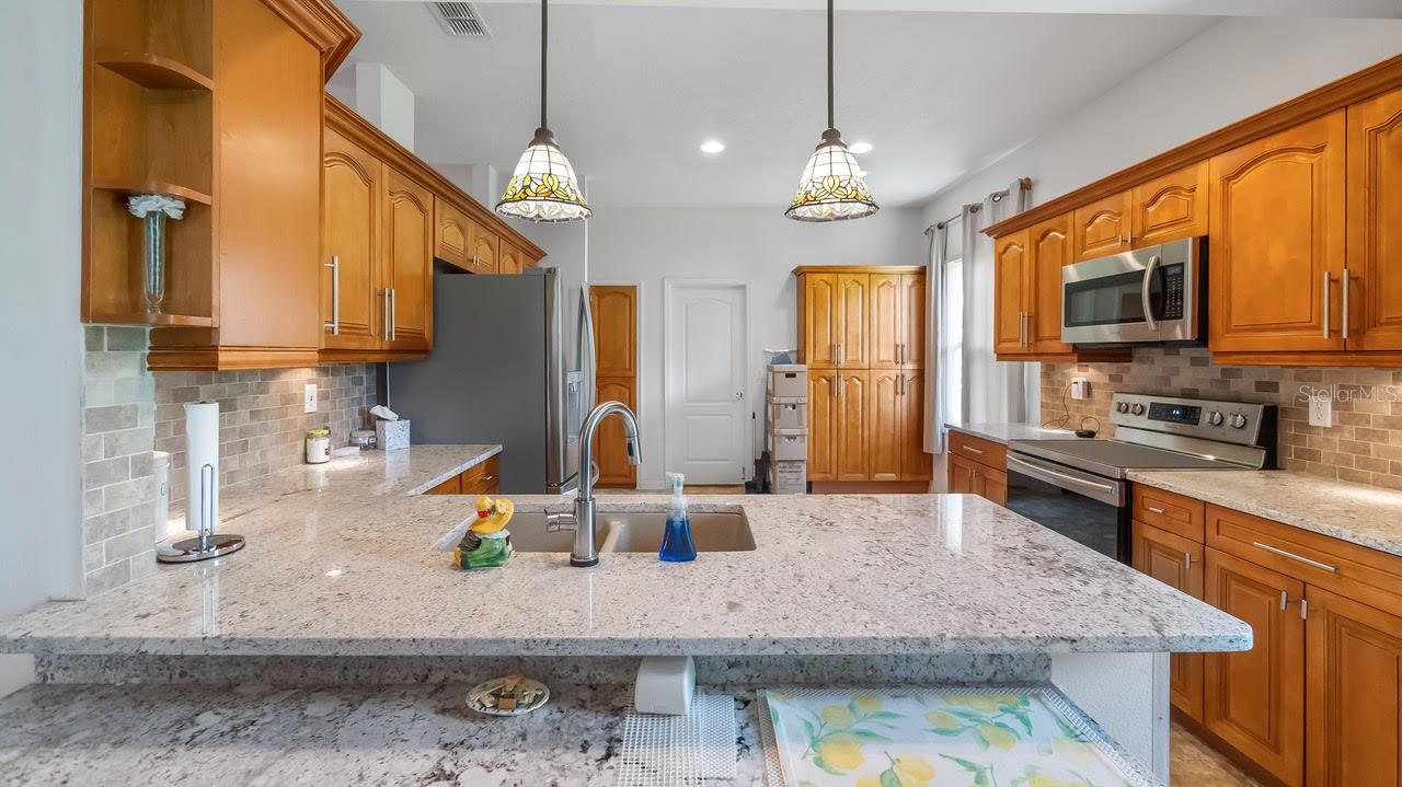 2246 BELSFIELD CIR, CLERMONT, FL — photo 22