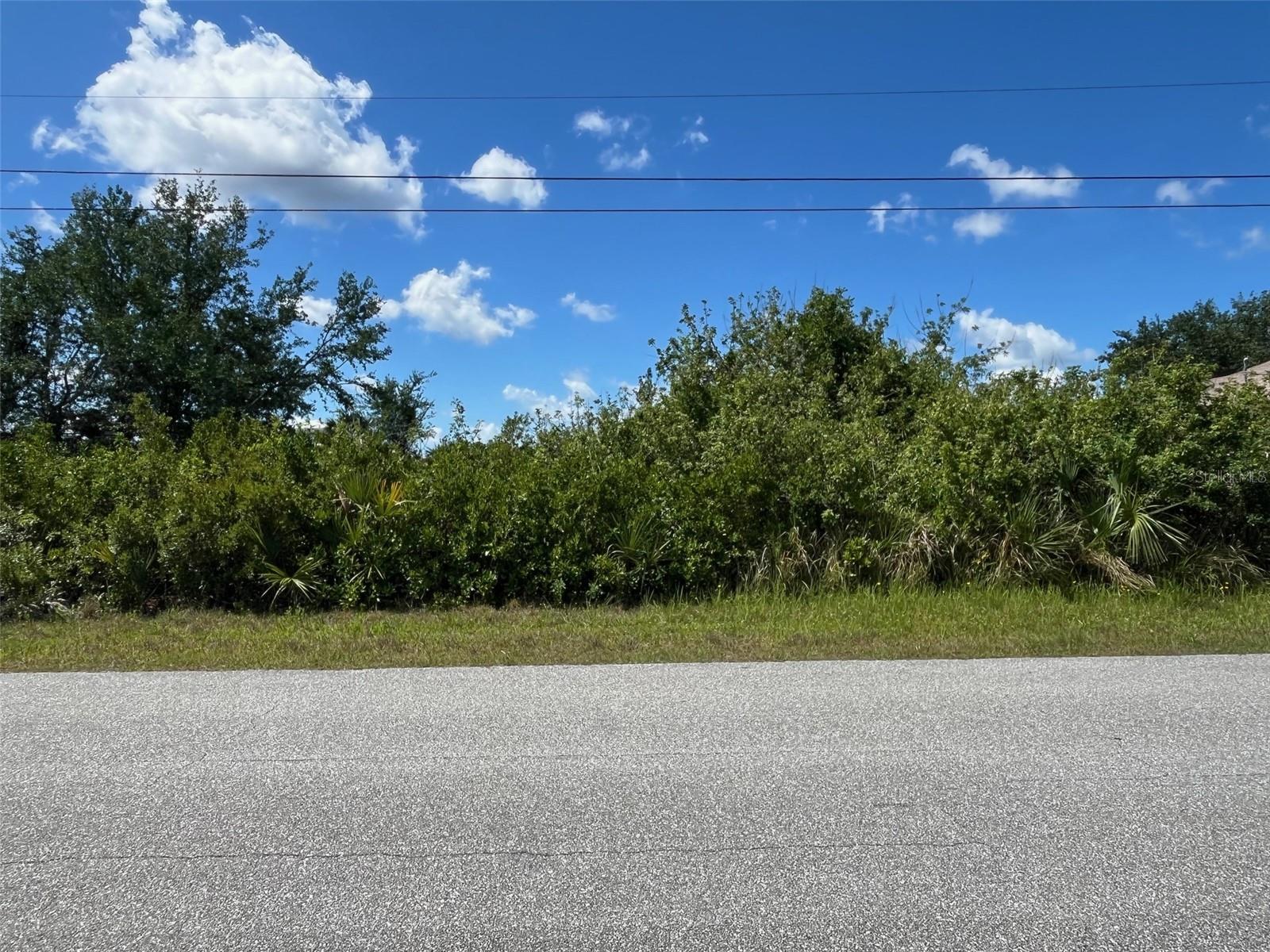 14550 LILLIAN CIR, PORT CHARLOTTE, FL