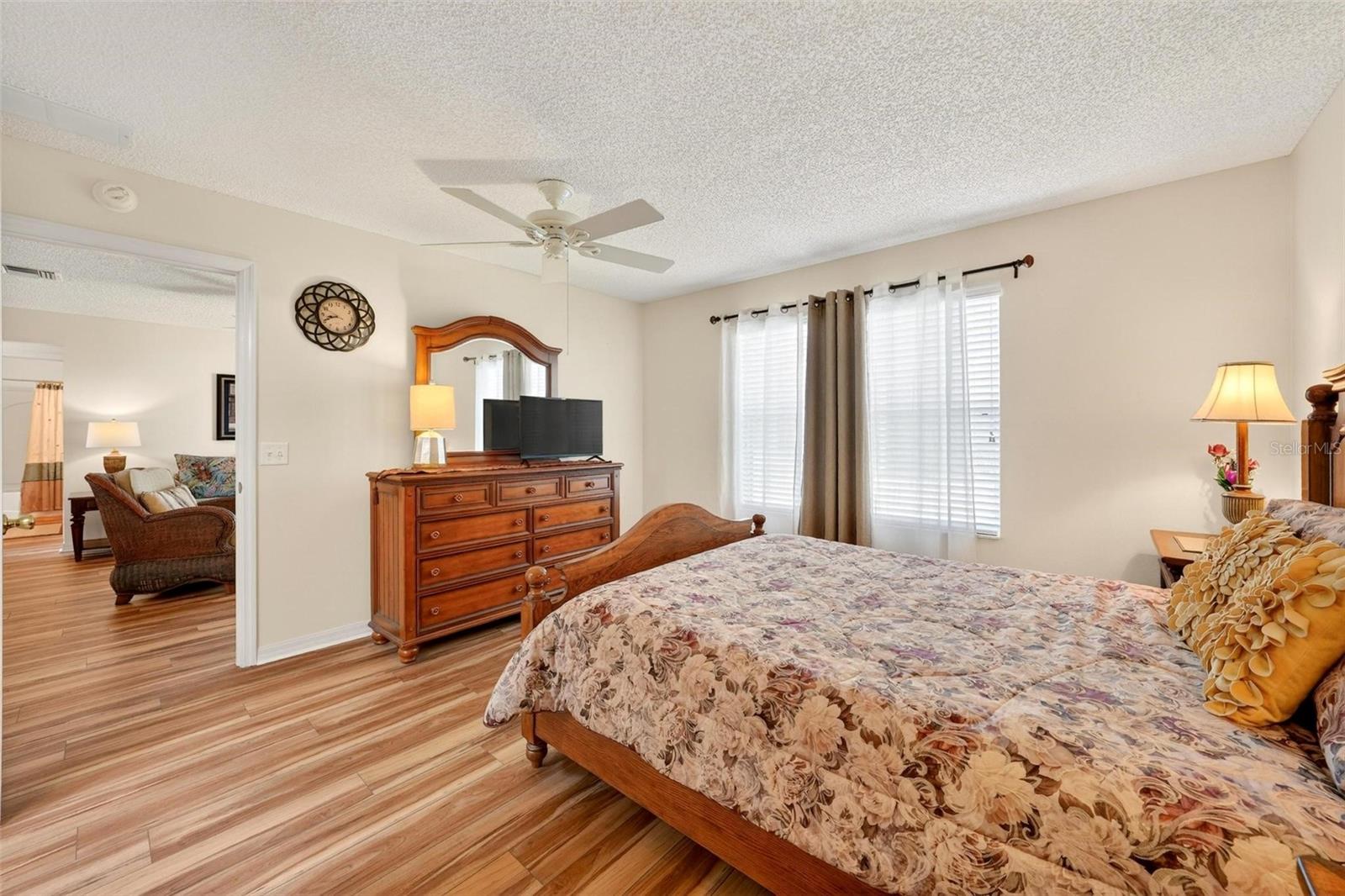 1088 GENNESSE LN, THE VILLAGES, FL — photo 23