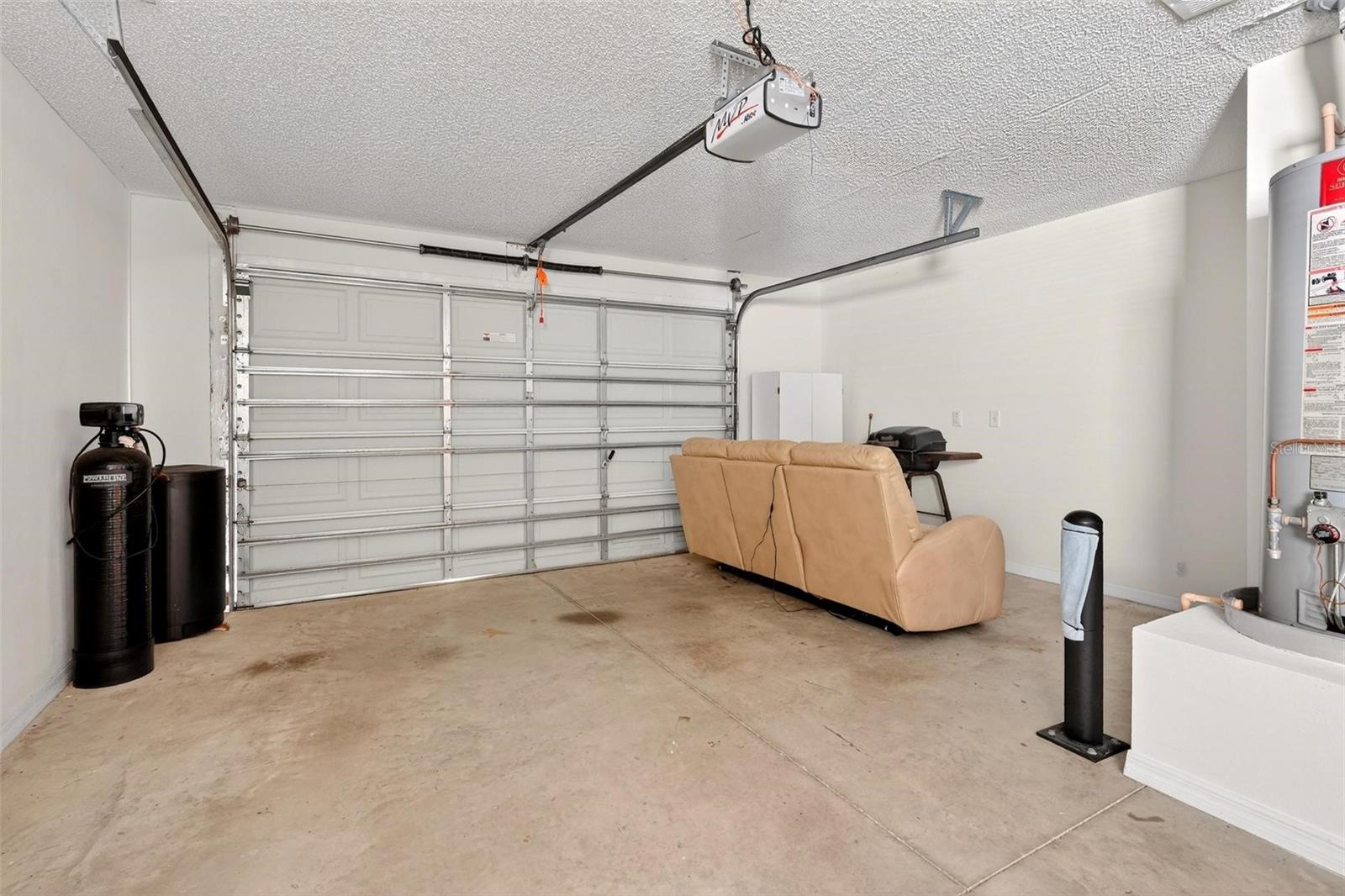 1088 GENNESSE LN, THE VILLAGES, FL — photo 39