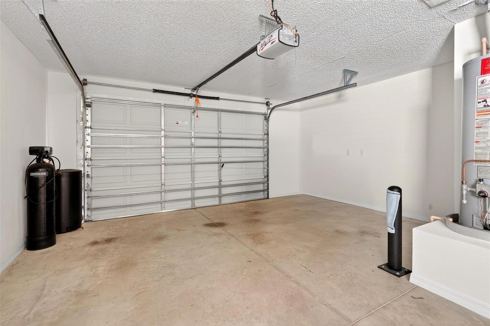1088 GENNESSE LN, THE VILLAGES, FL — photo 40