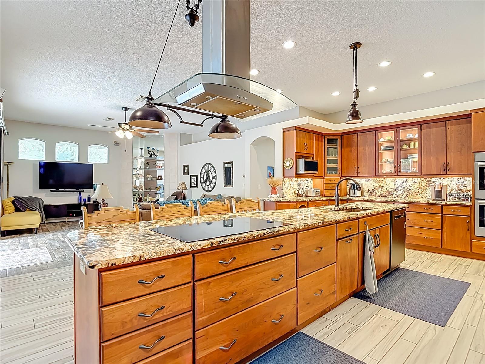 2087 BREEZY WAY, SPRING HILL, FL — photo 13