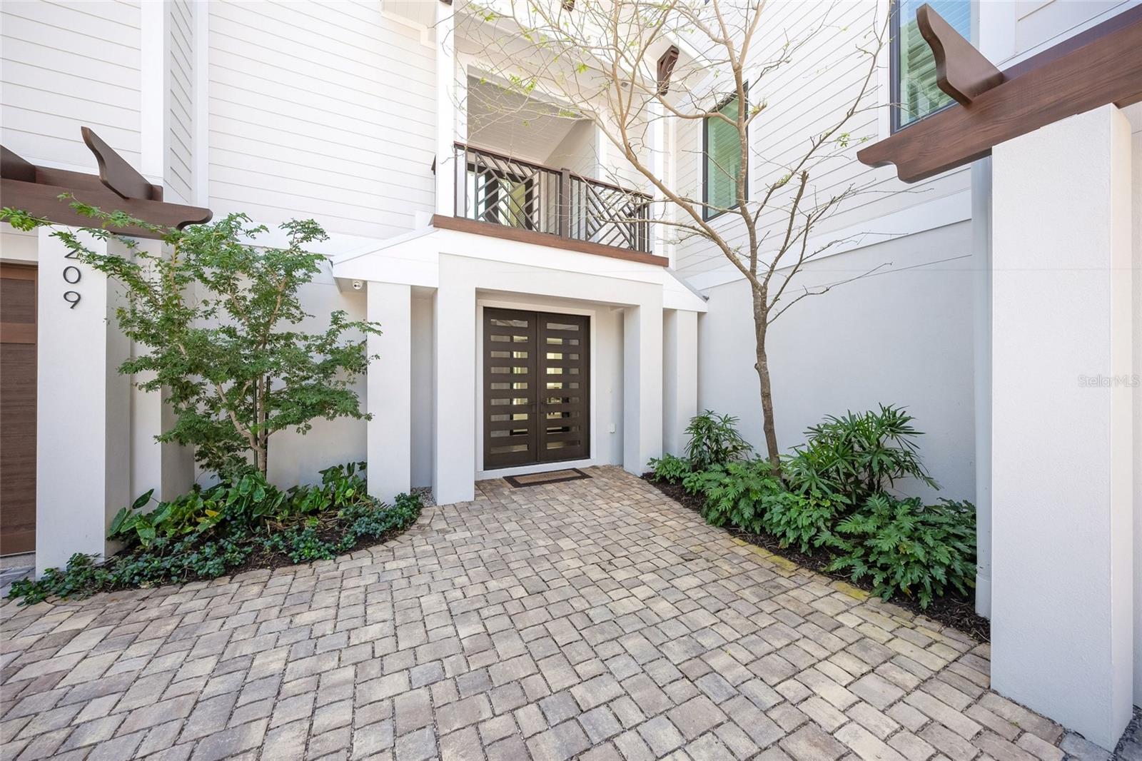 209 WILLOW AVE, ANNA MARIA, FL — photo 10
