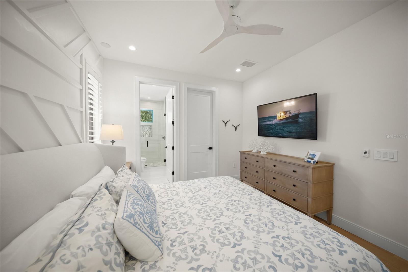 209 WILLOW AVE, ANNA MARIA, FL — photo 25