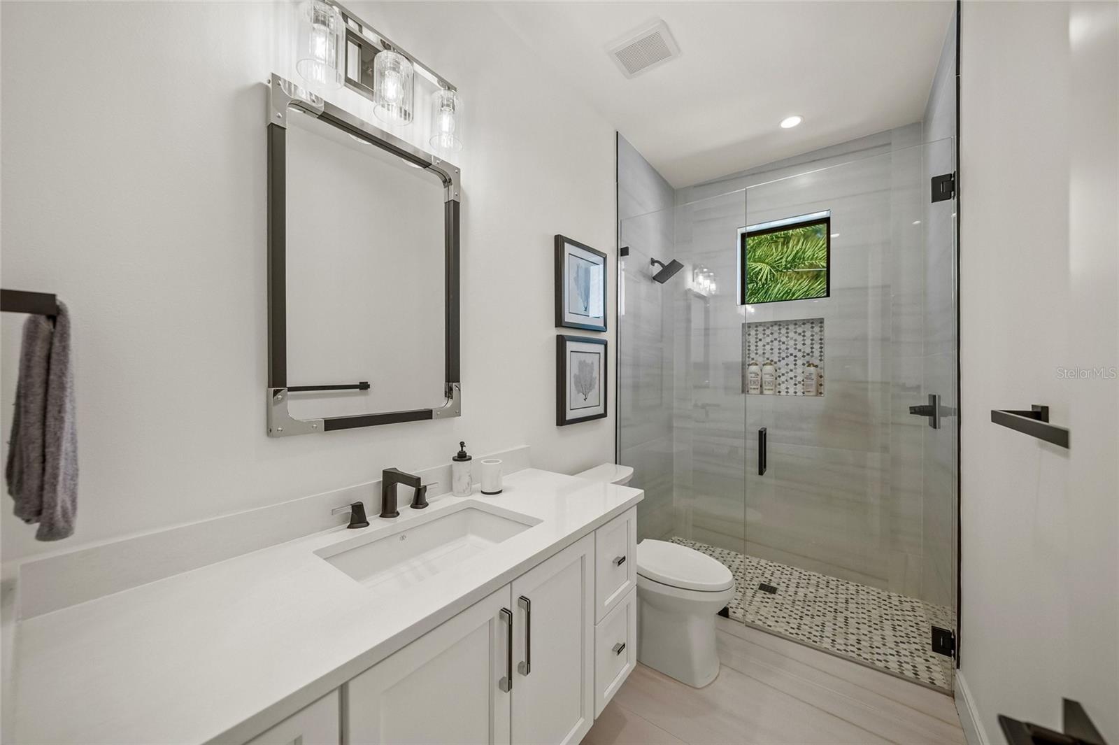 209 WILLOW AVE, ANNA MARIA, FL — photo 26