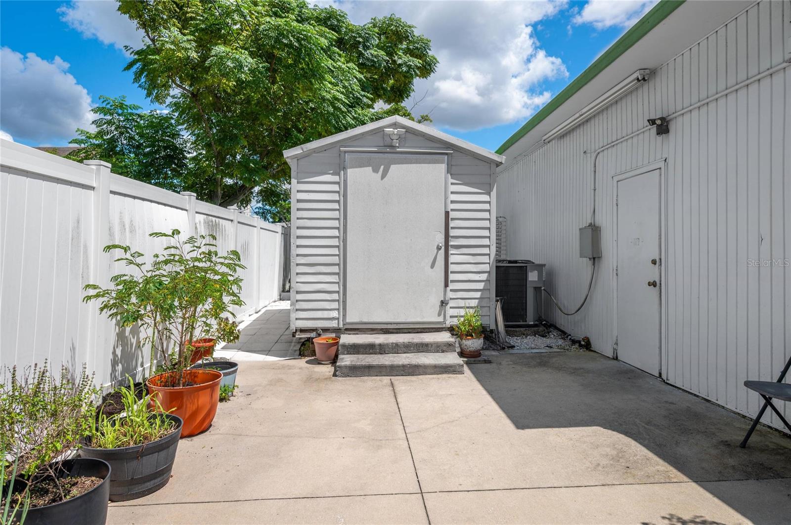 114 W CENTRAL AVE, LAKE WALES, FL — photo 3