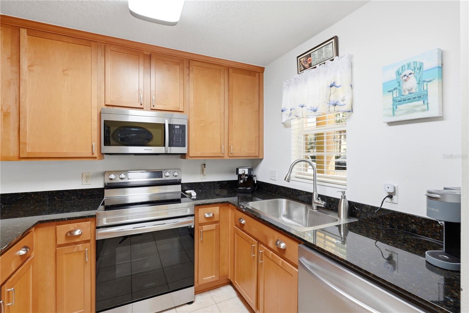 3871 MARINER DR, ST PETERSBURG, FL — photo 8