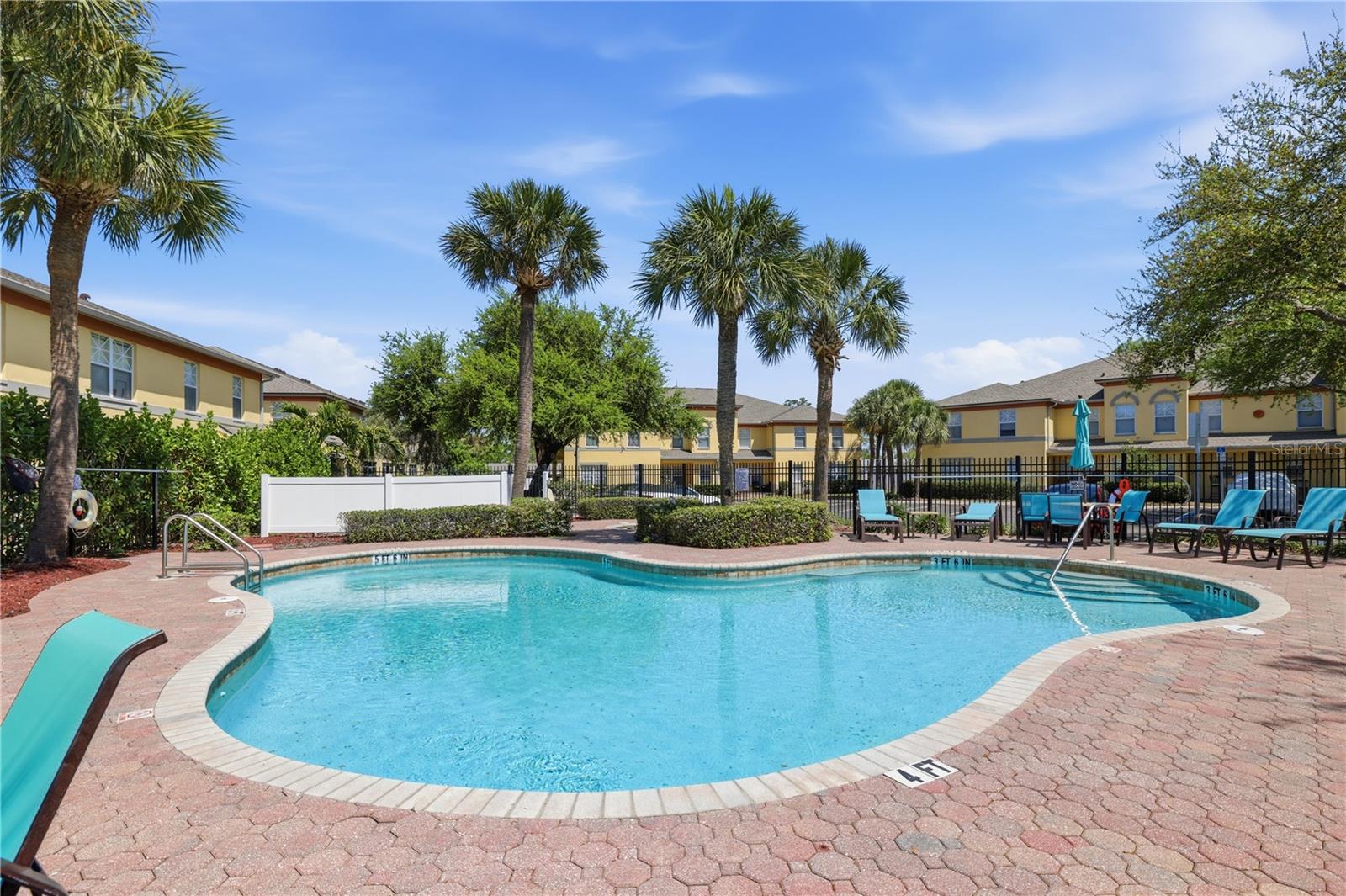 3871 MARINER DR, ST PETERSBURG, FL — photo 36