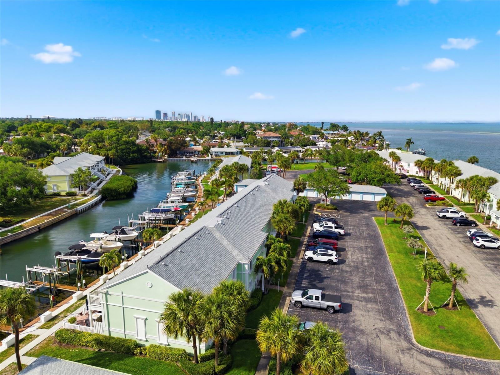 4751 COQUINA KEY DR SE, ST PETERSBURG, FL — photo 71