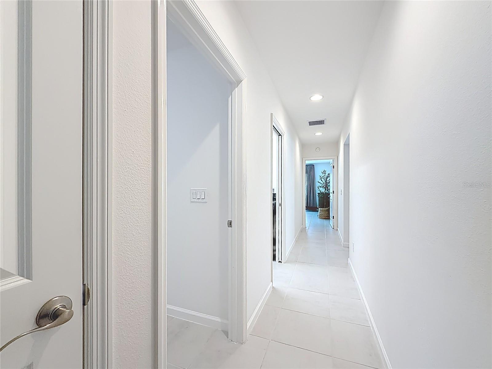 1411 FRANKLIN CT, THE VILLAGES, FL — photo 43