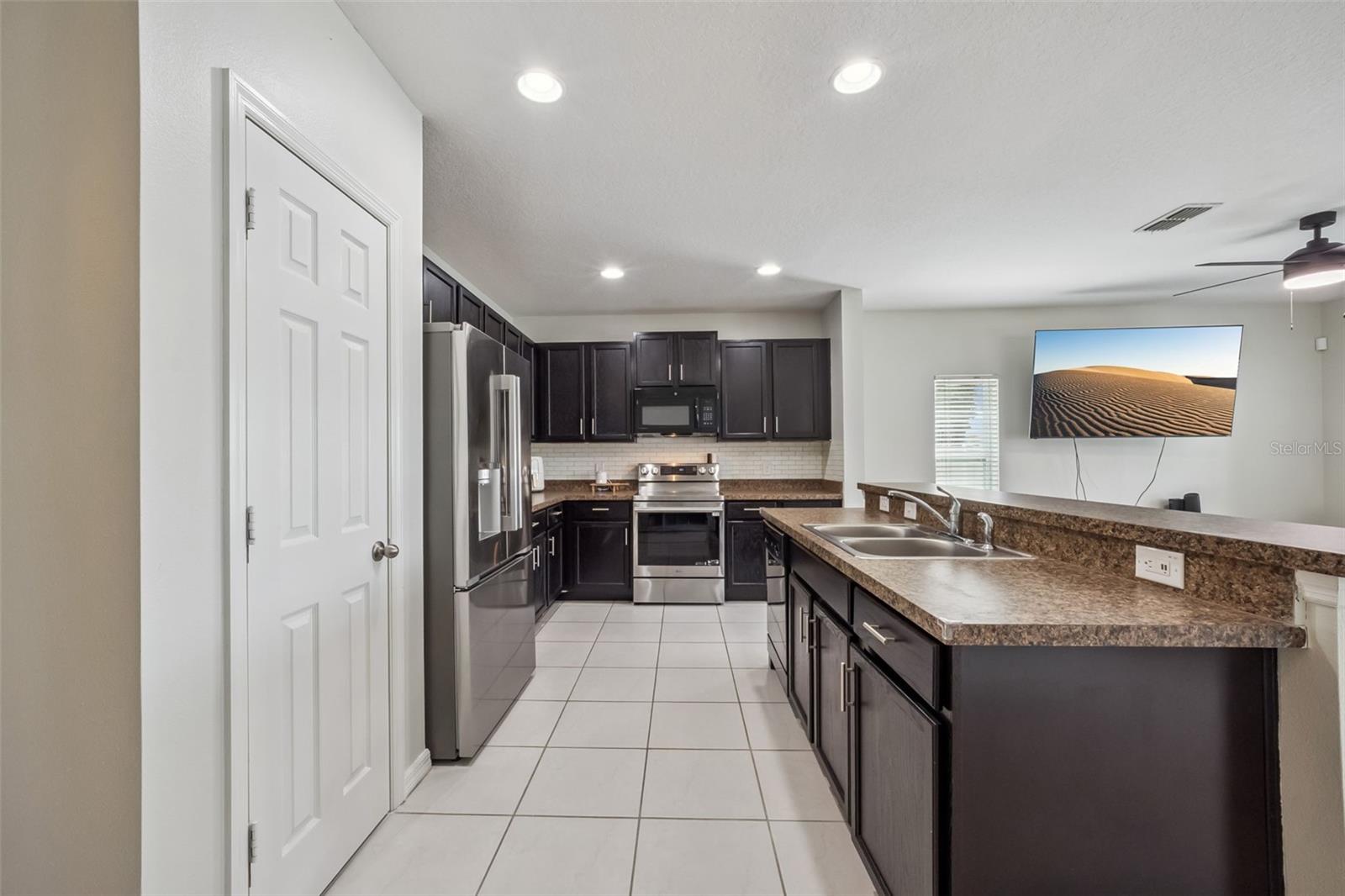 240 WHISPERING PINES WAY, DAVENPORT, FL — photo 13