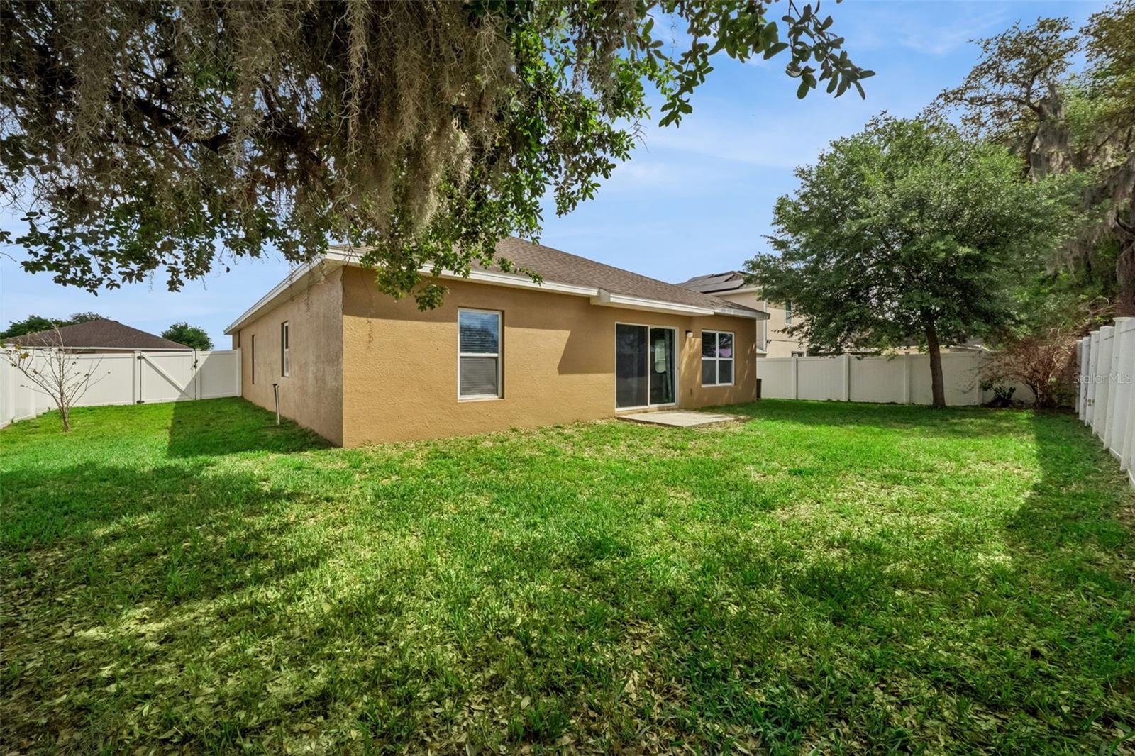 240 WHISPERING PINES WAY, DAVENPORT, FL — photo 28
