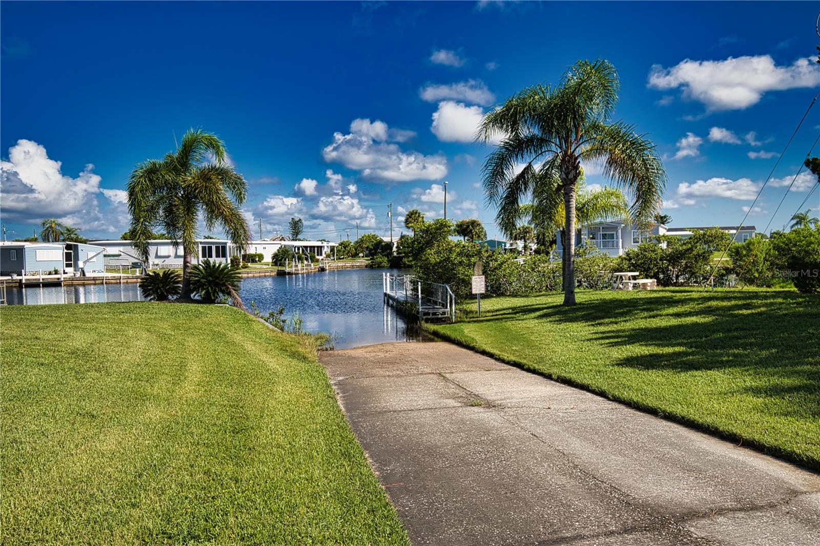 424 TARDE LOGO CIR, NORTH PORT, FL — photo 73