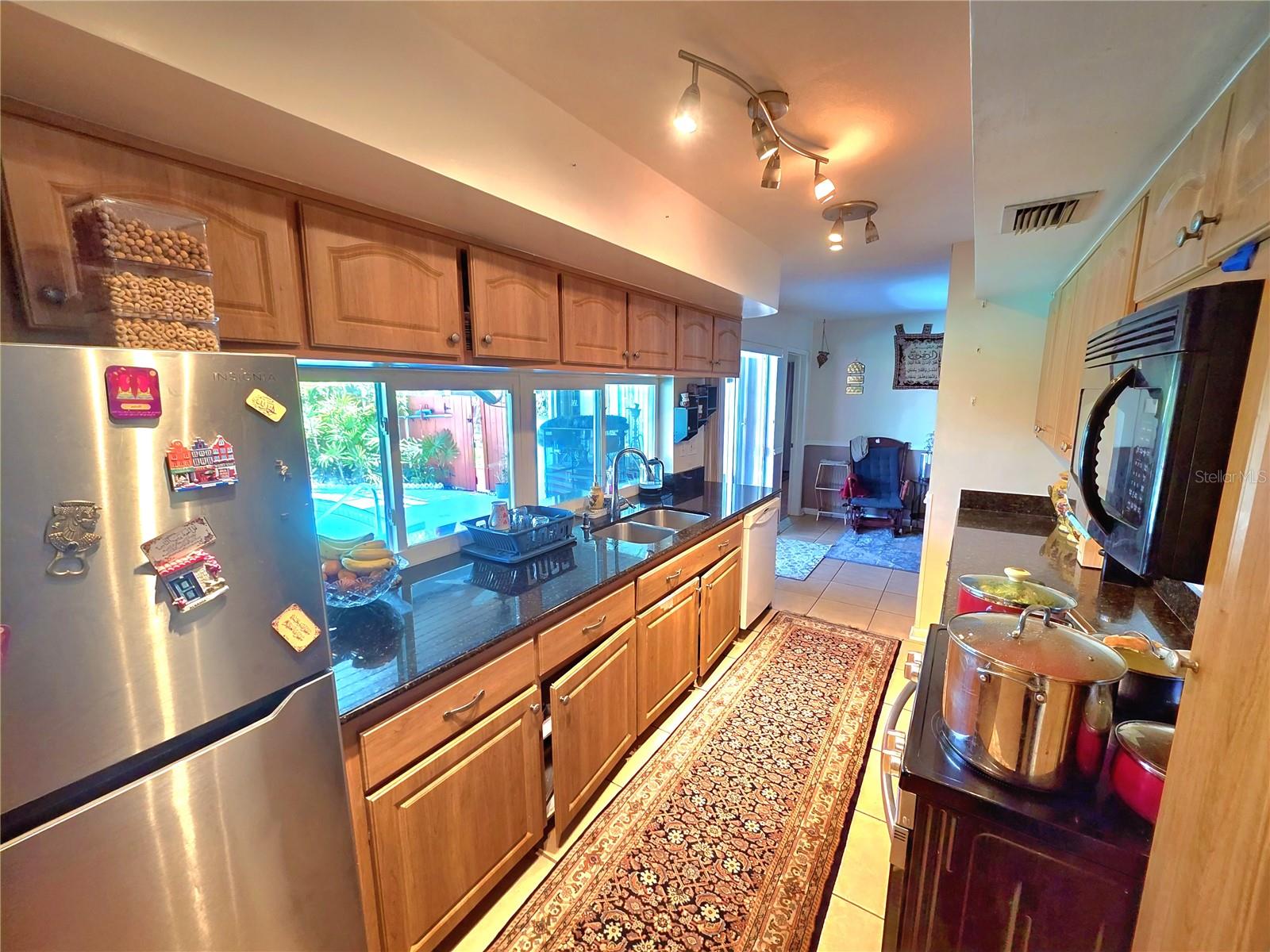 805 S KEENE RD, CLEARWATER, FL — photo 7