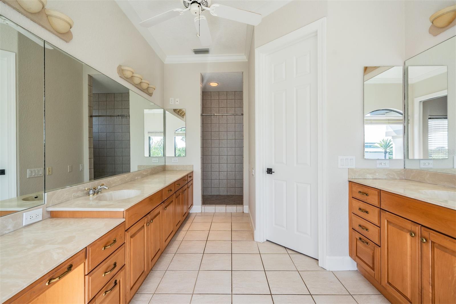 62 CENTRAL CT, TARPON SPRINGS, FL — photo 46