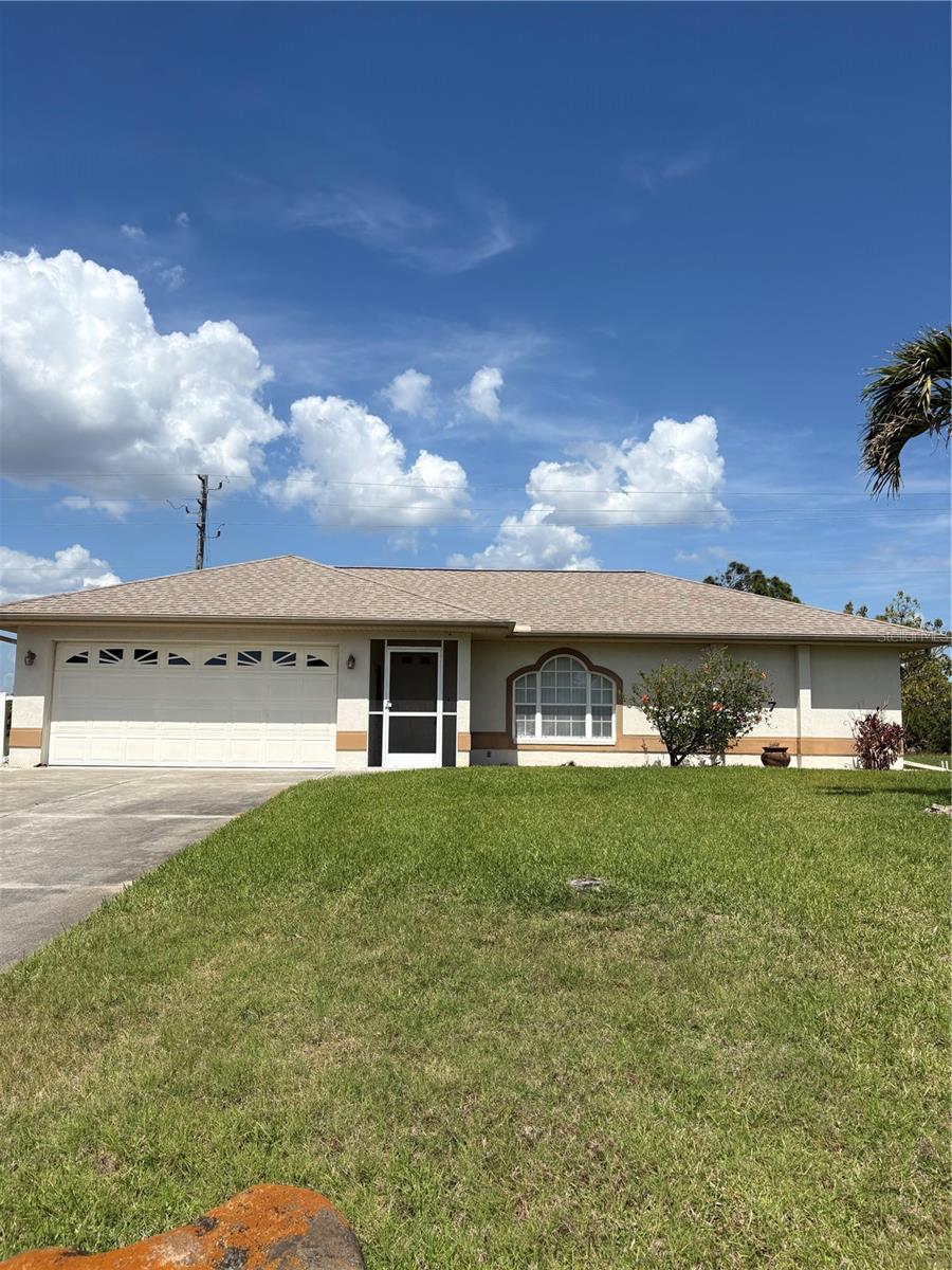 157 ANNAPOLIS LN, ROTONDA WEST, FL — photo 2