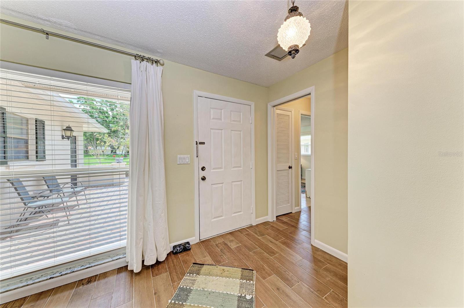 7160 FAIRWAY BEND CIR, SARASOTA, FL — photo 5