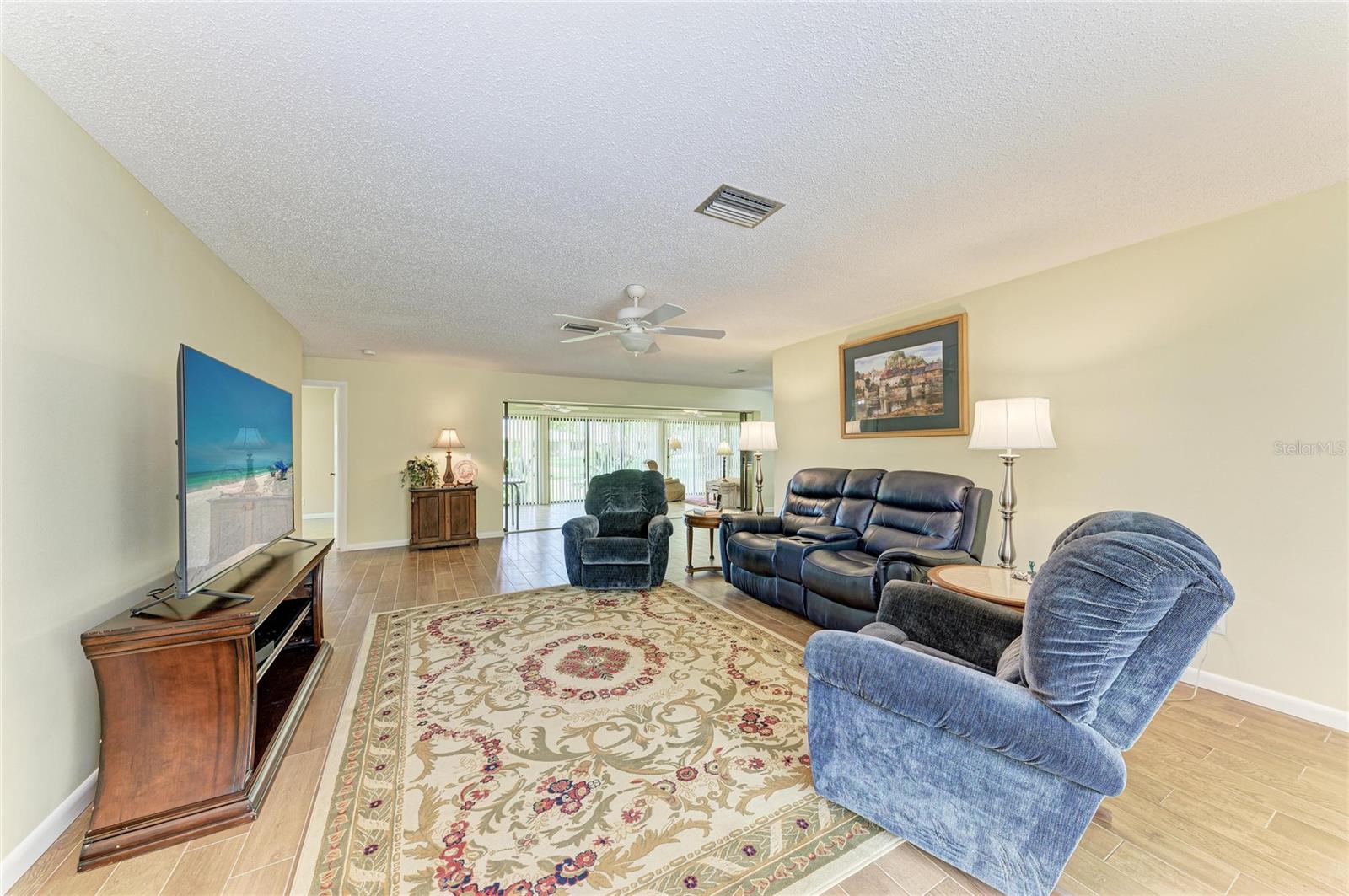 7160 FAIRWAY BEND CIR, SARASOTA, FL — photo 7