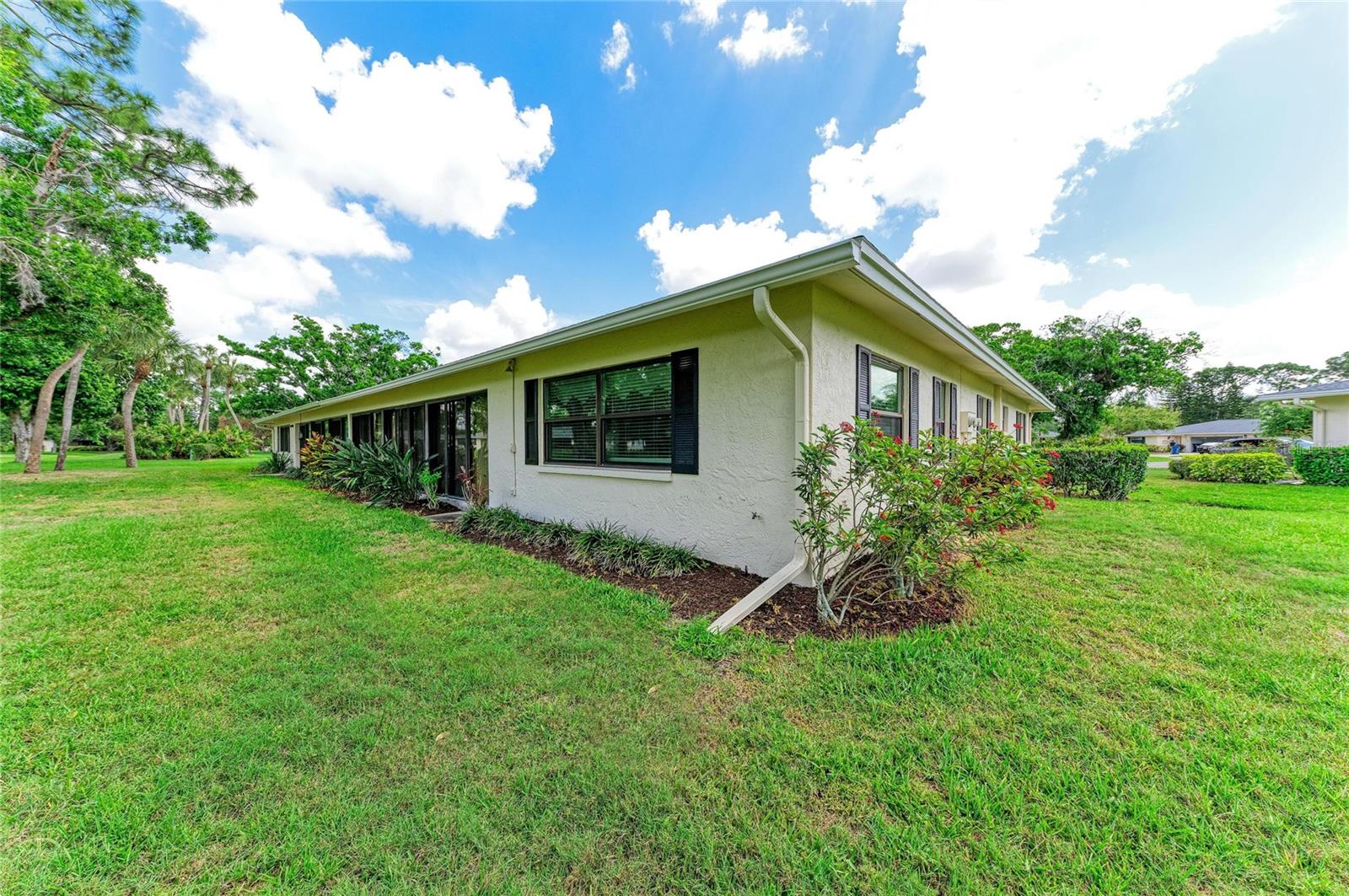 7160 FAIRWAY BEND CIR, SARASOTA, FL — photo 35