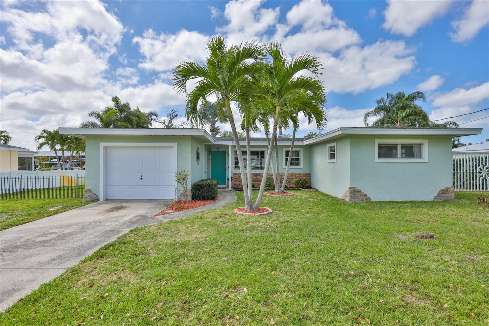 6907 9TH AVE NW, BRADENTON, FL