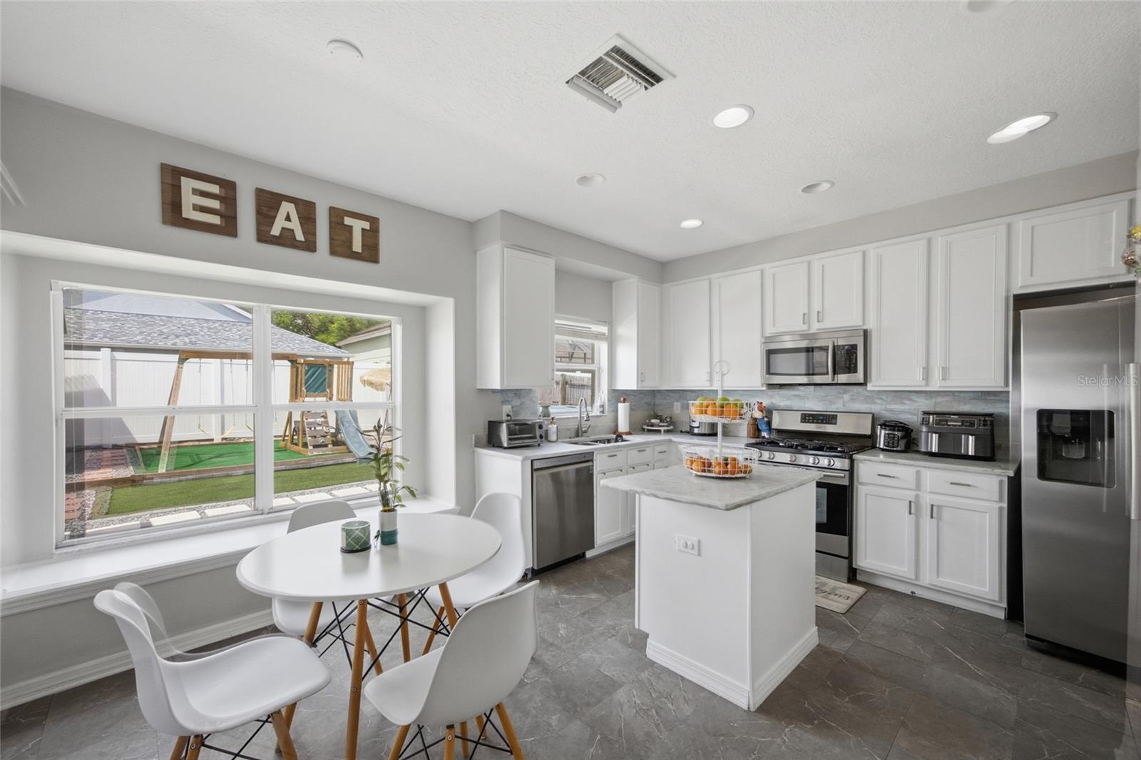 24927 PORTOFINO DR, LUTZ, FL — photo 13