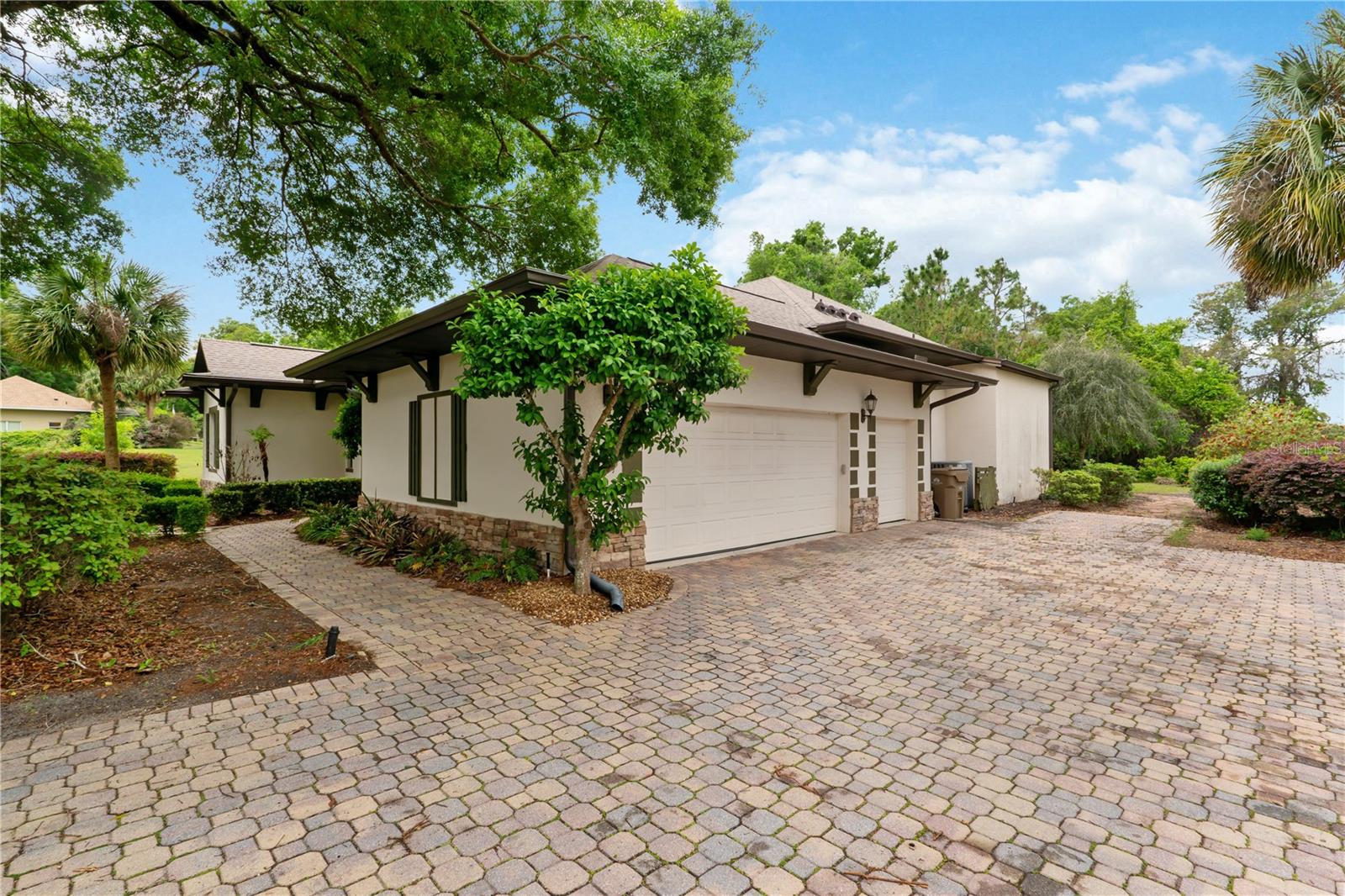 5204 GREENS DR, LADY LAKE, FL — photo 11