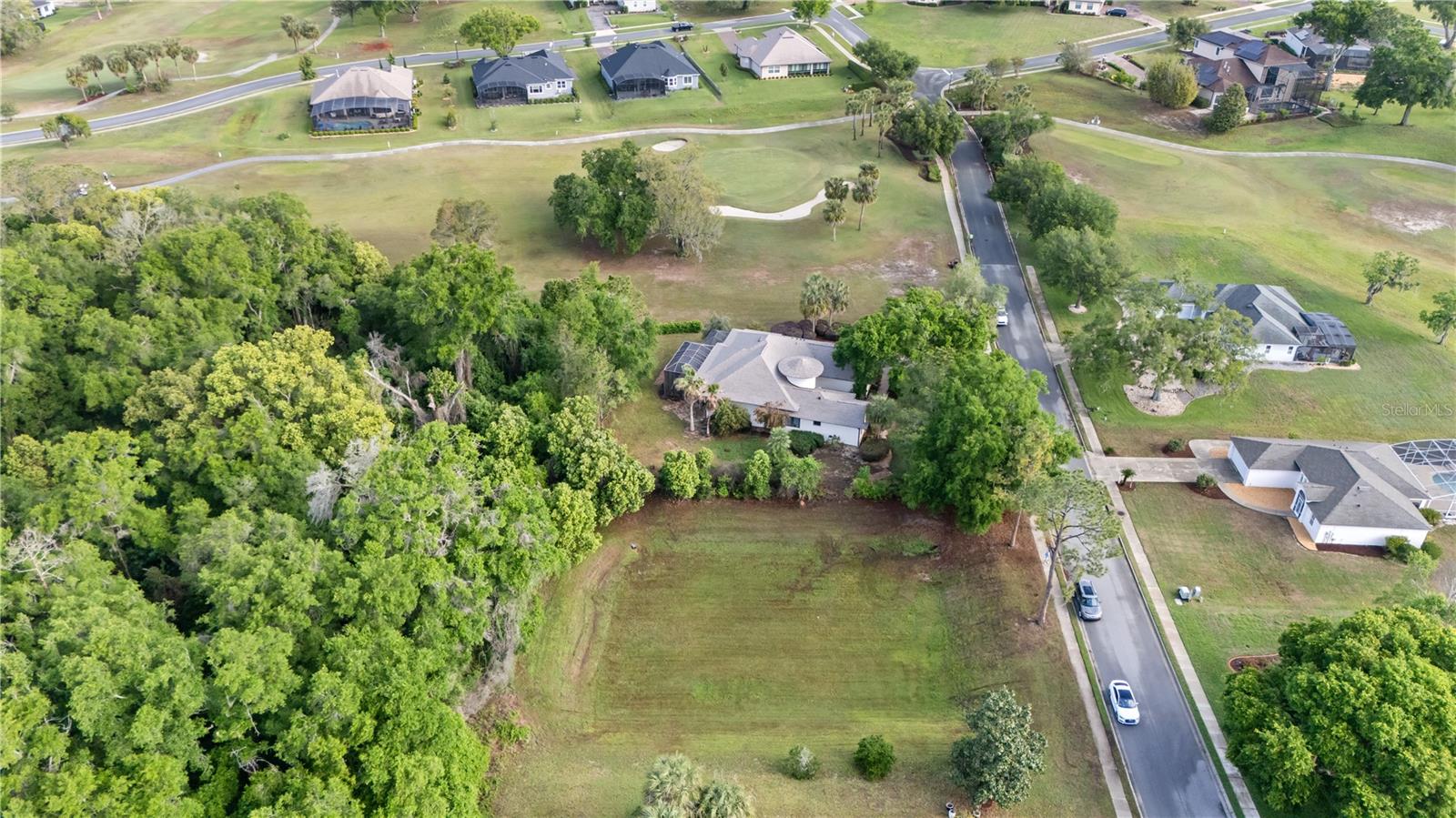 5204 GREENS DR, LADY LAKE, FL — photo 7