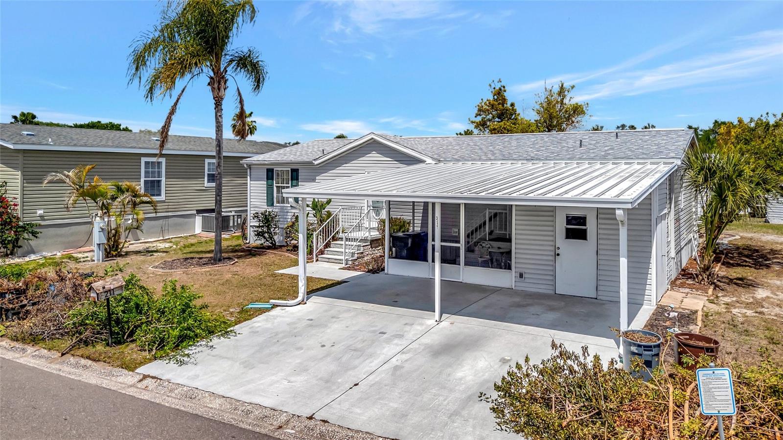 211 S PORT ROYAL LN #523, APOLLO BEACH, FL