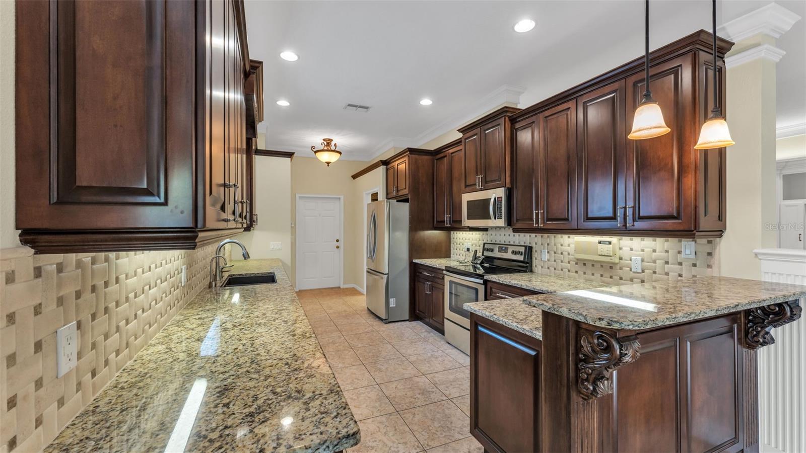6540 LAKE CLARK DR, LAKELAND, FL — photo 14