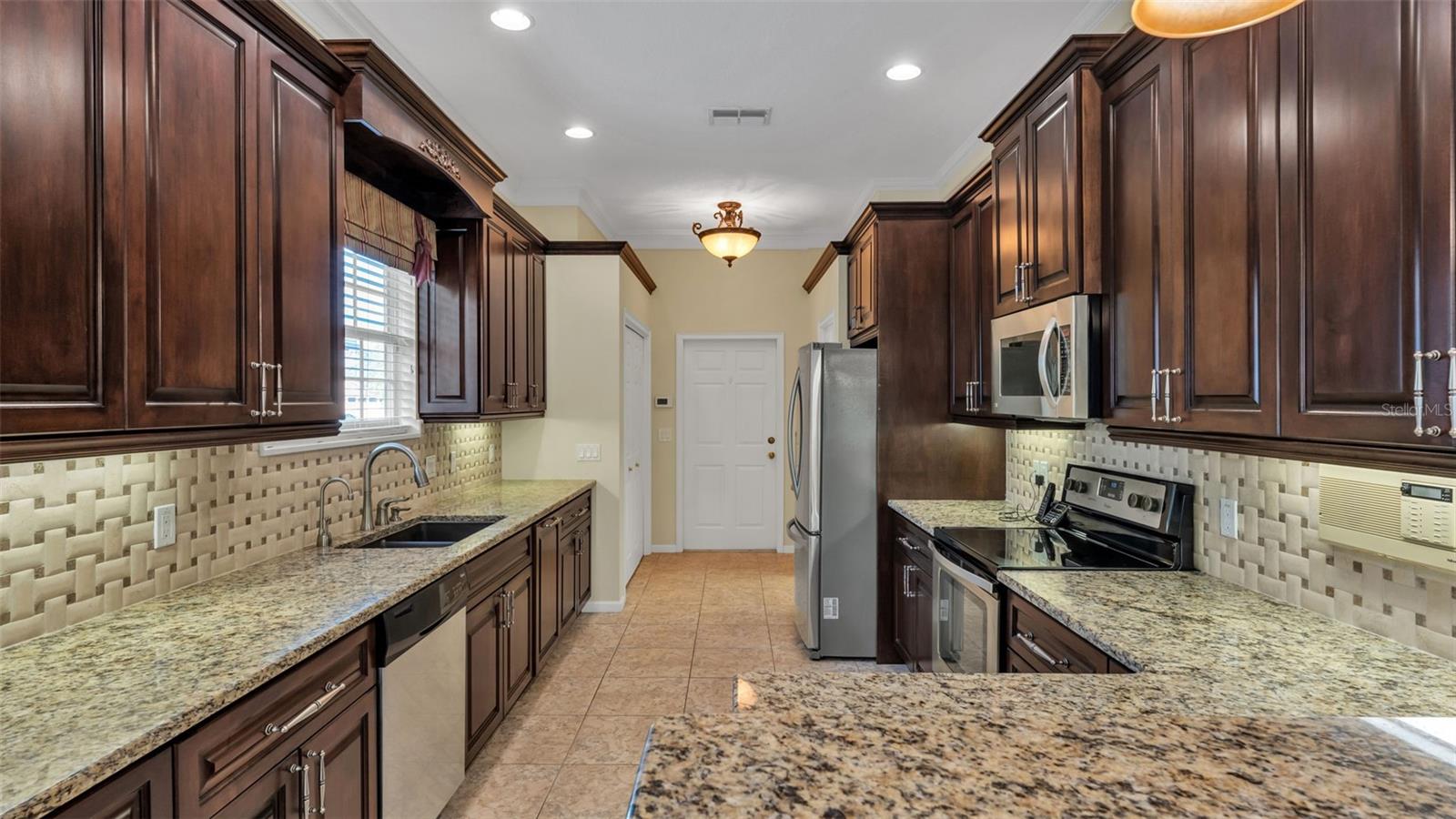 6540 LAKE CLARK DR, LAKELAND, FL — photo 16