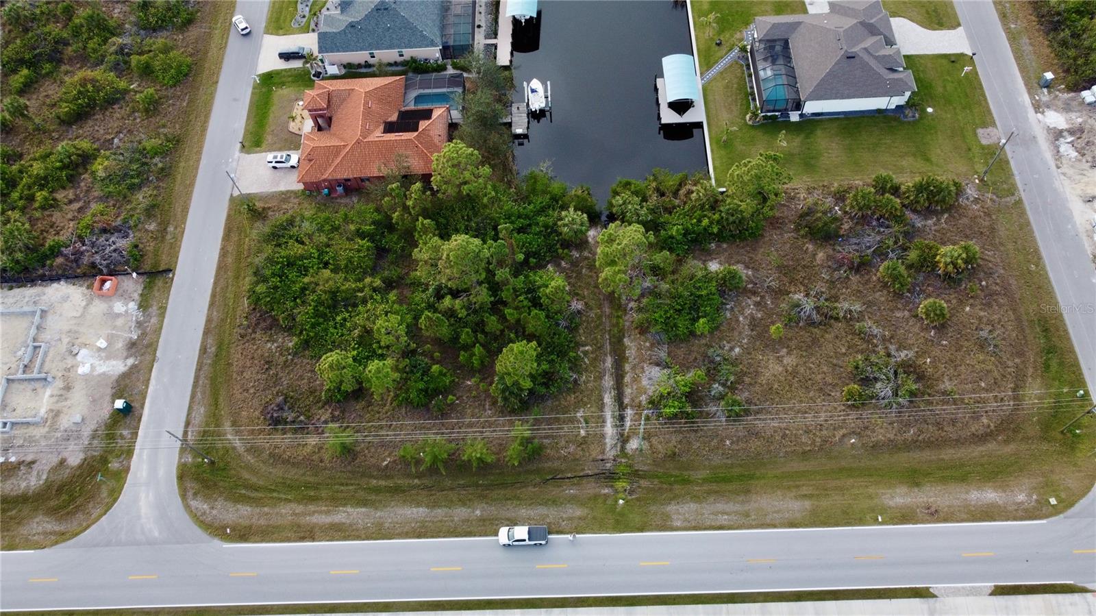 10281 ST PAUL DR, PORT CHARLOTTE, FL — photo 12