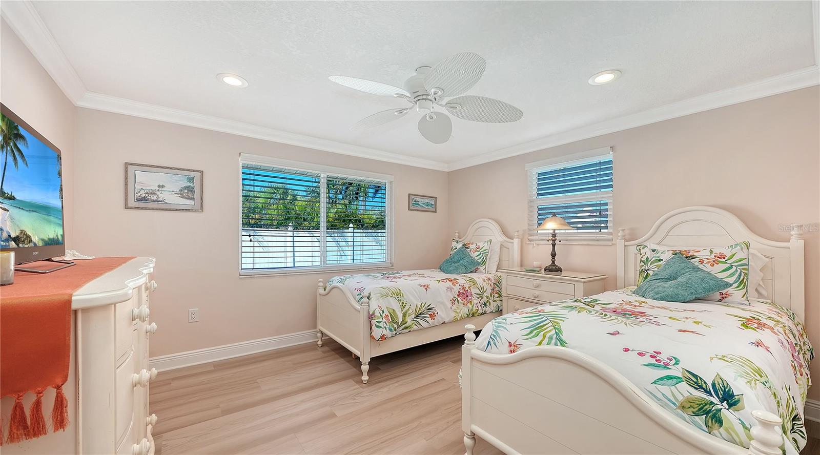 6620 AVENUE C, SARASOTA, FL — photo 24